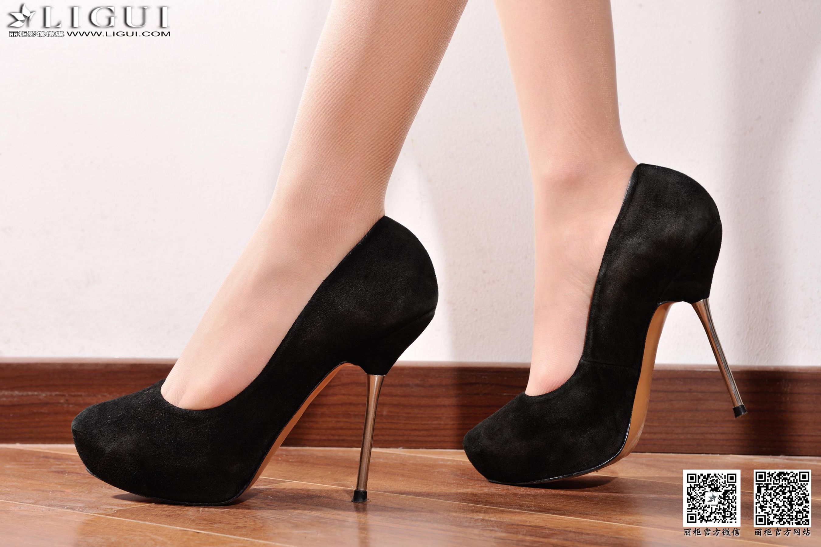 Model 文欣《长腿高跟美少女》上下全集 [丽柜LiGui] 美腿玉足写真图片_第3张