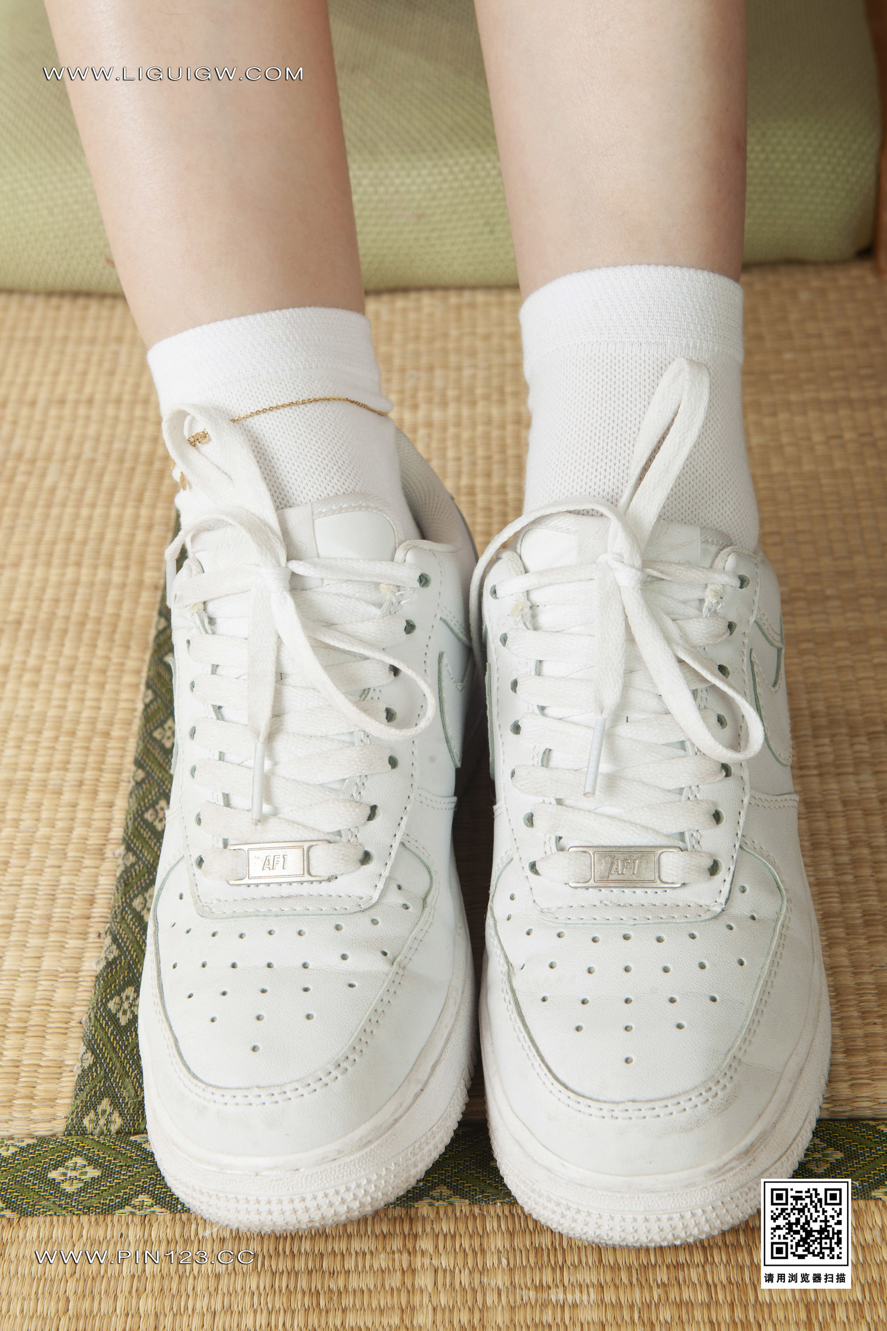 [Ligui丽柜] 2023.11.13 邂逅玉足 柒柒_第2张