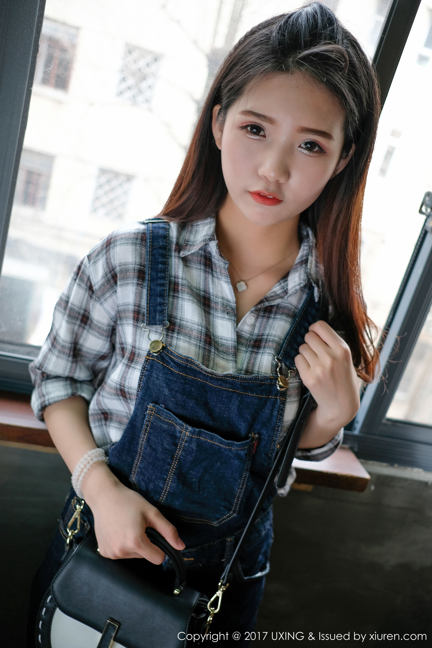 可爱的小叶子《清纯甜美可人的萝莉》 [优星馆UXING] VOL.044_第1张