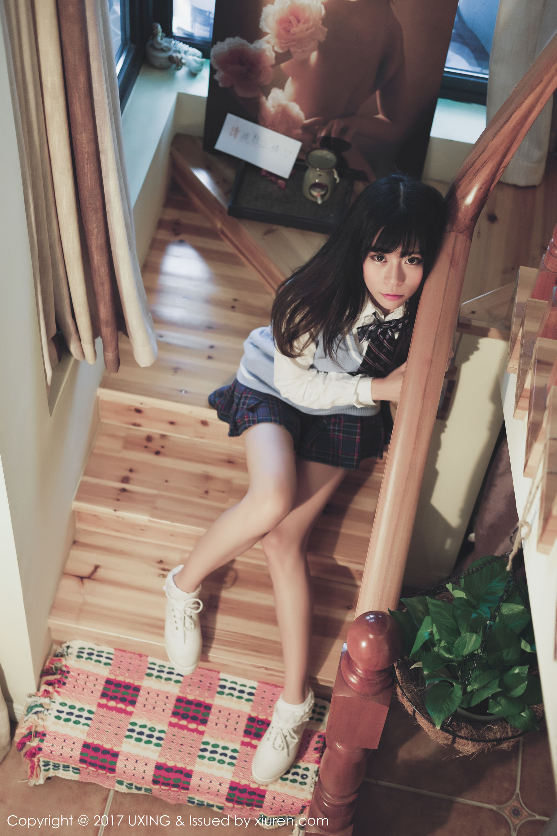 模特Yo酱《学生装+蕾丝装扮》 [优星馆UXING] VOL.048_第1张