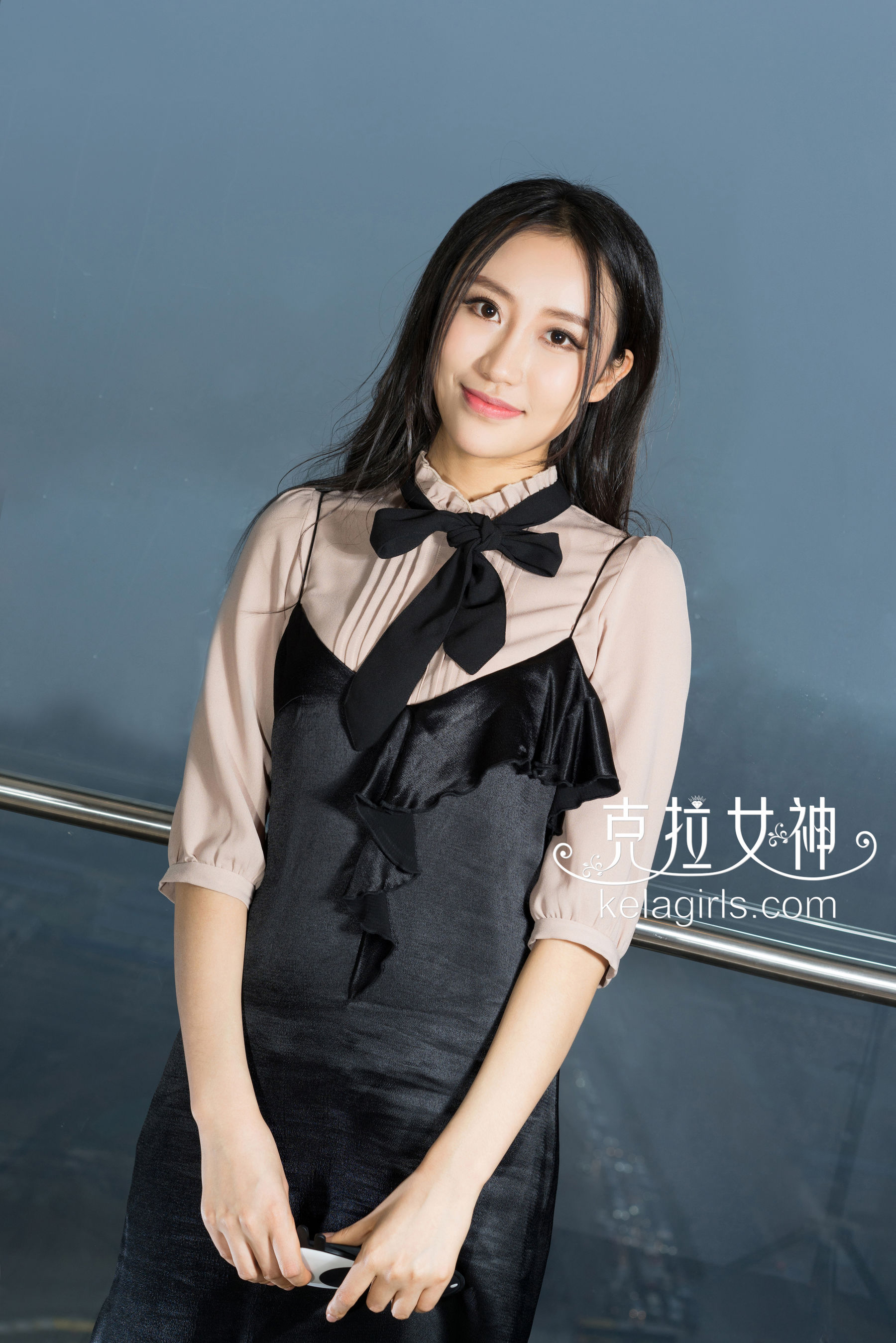 梦珊《公子的贴身校花》 [克拉女神]_第1张