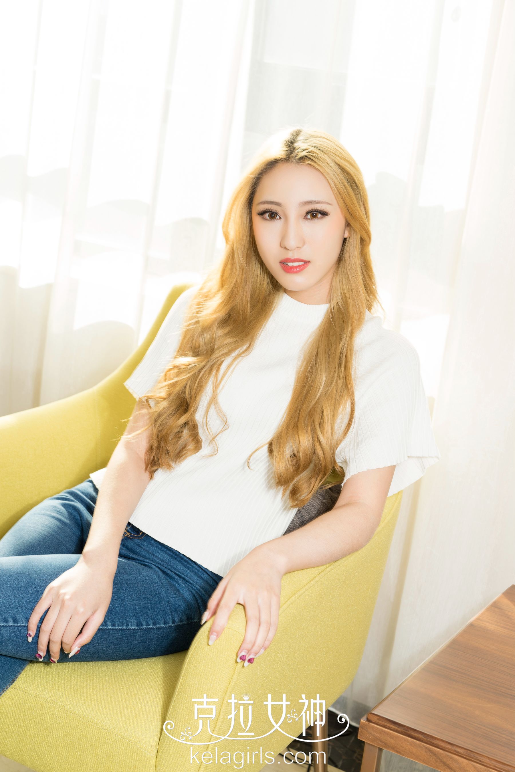 陈莹《迷幻的金色尤物》 [克拉女神]_第1张