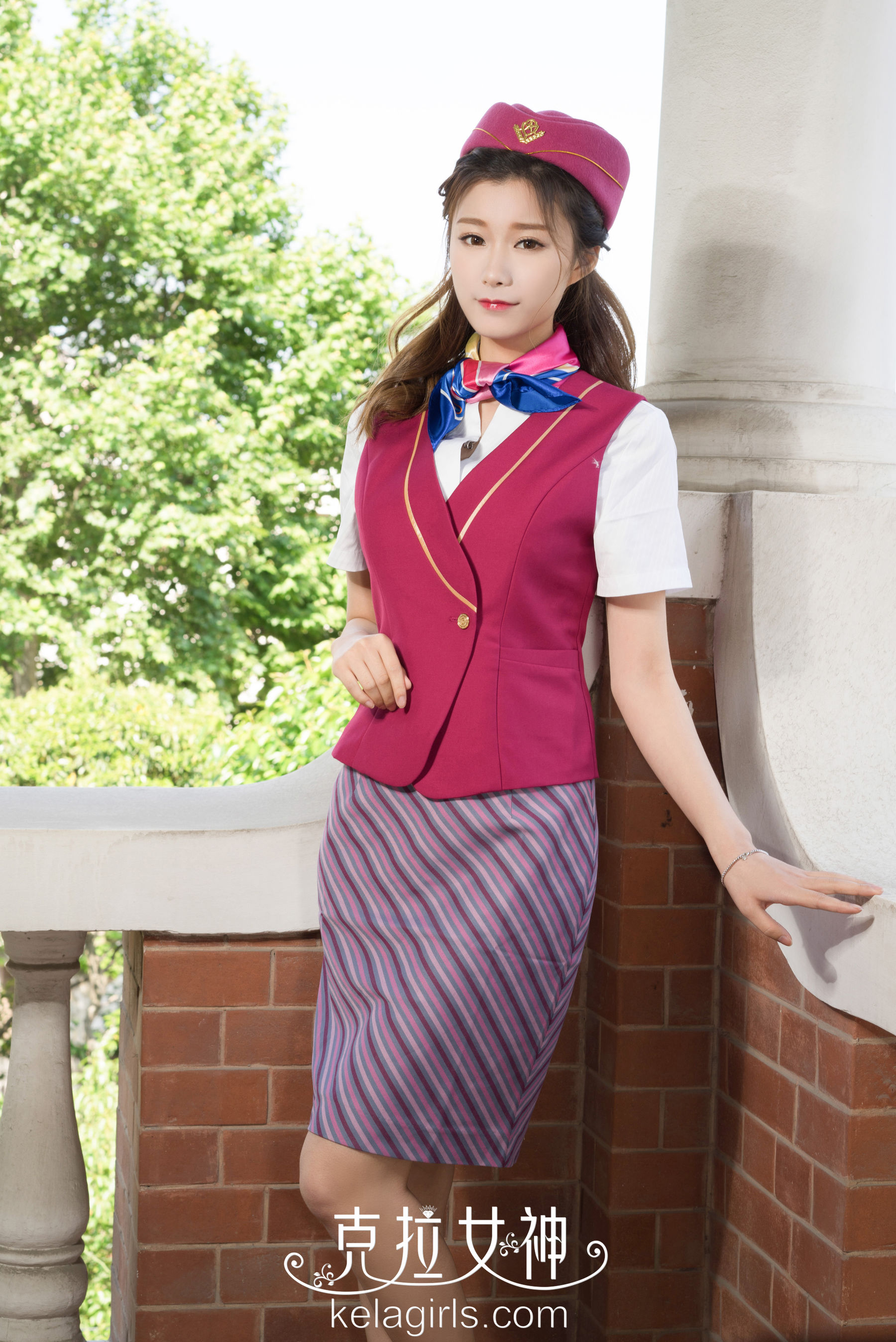 菲菲《见习空乘》 [克拉女神]_第2张