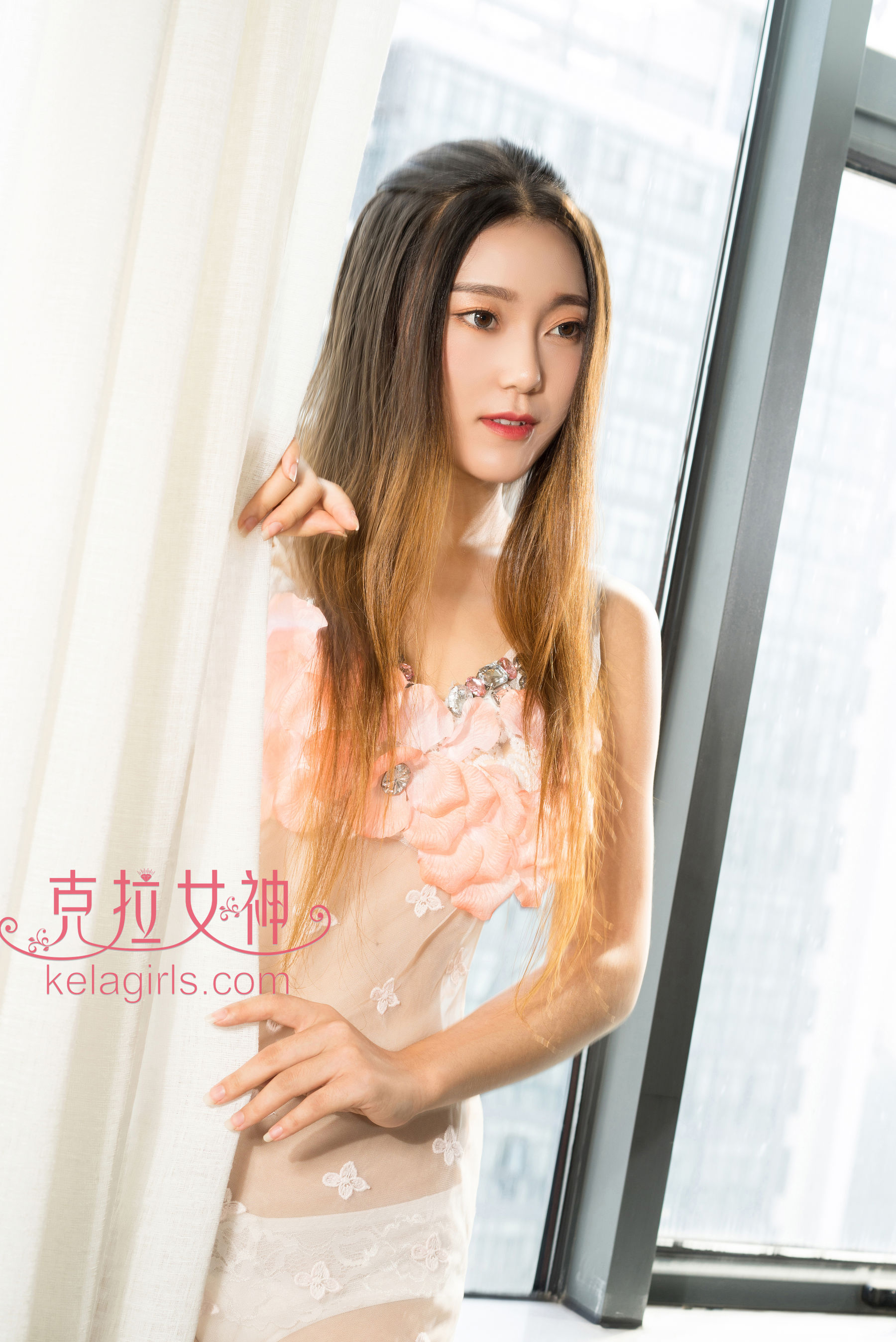 森丽《羞答答的玫瑰》[克拉女神Kelagirls]_第2张