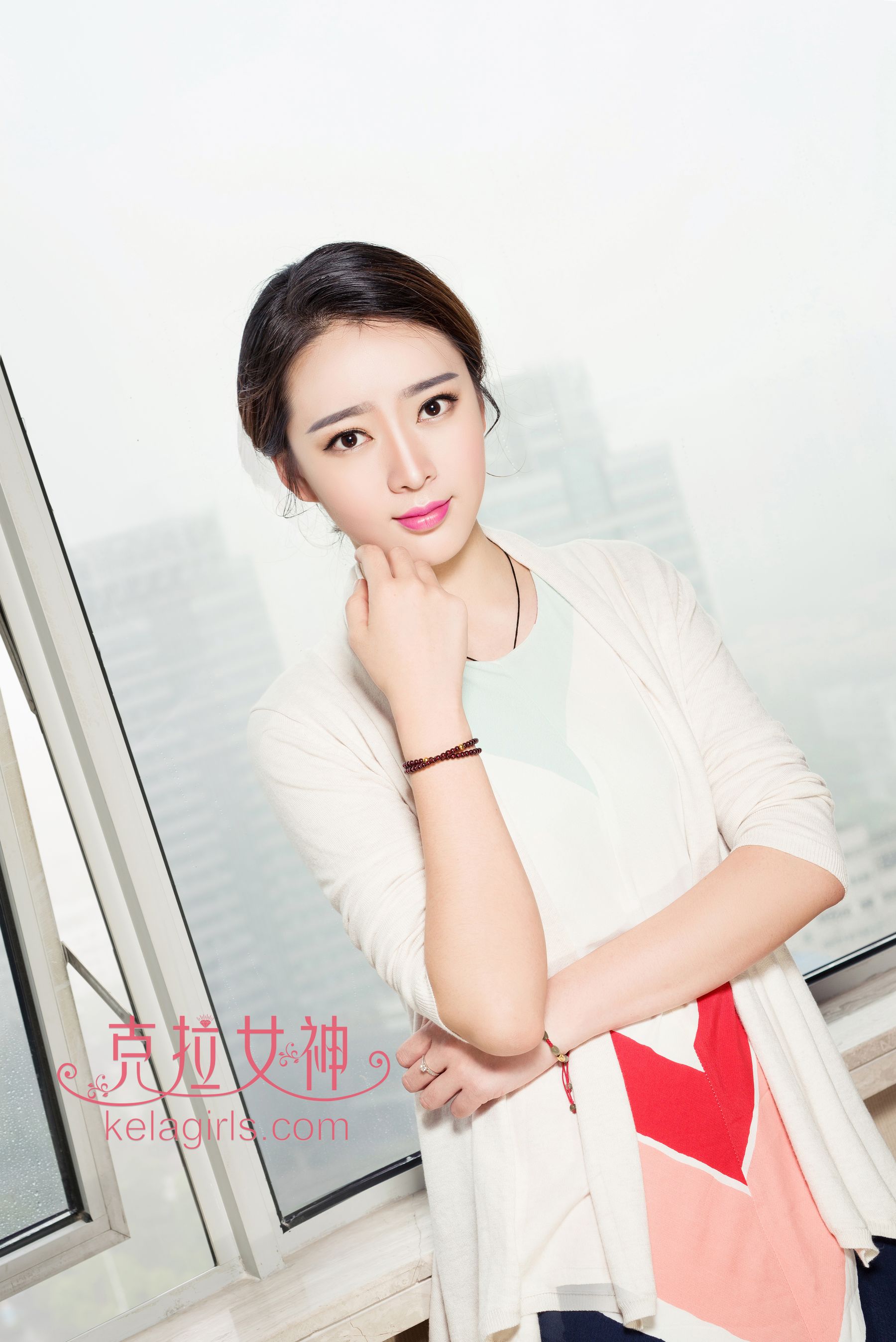 [克拉女神Kelagirls]  珊珊 红绳绕趾_第2张