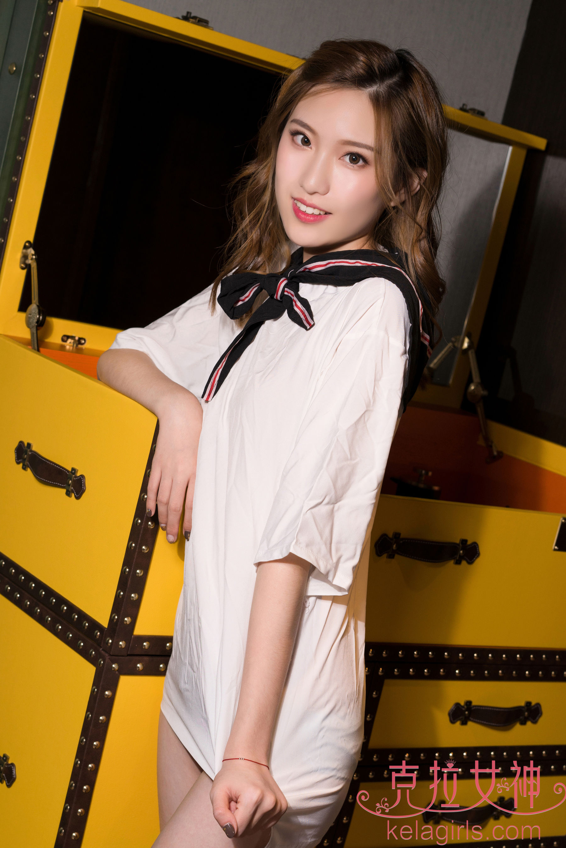 [克拉女神Kelagirls]  芊芊 炫色青春_第2张