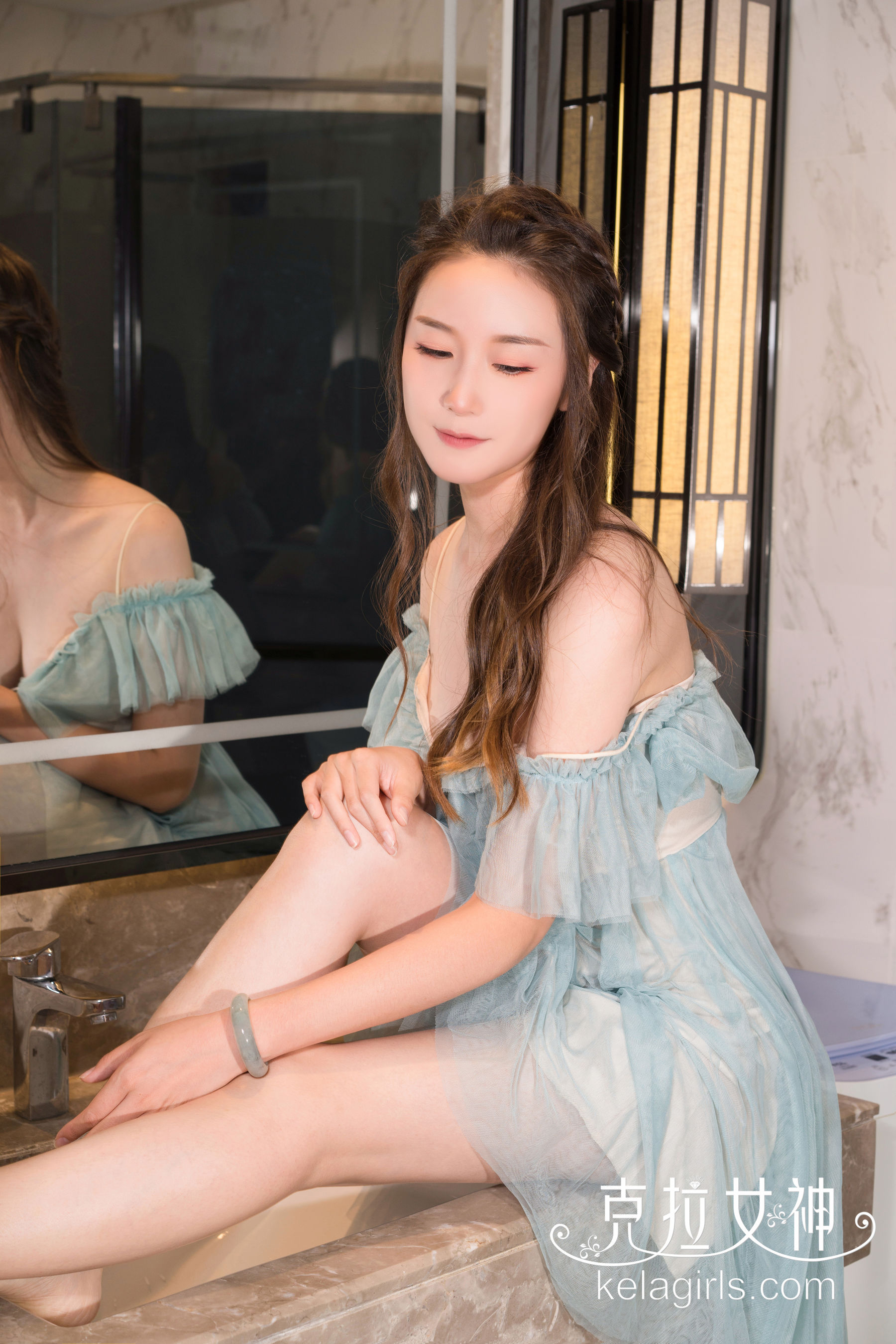 [克拉女神Kelagirls]  杨暖 拈花一笑_第1张