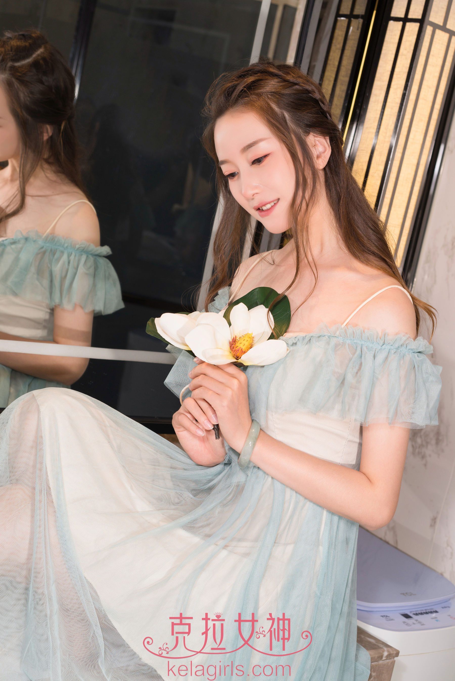 [克拉女神Kelagirls]  杨暖 拈花一笑_第2张