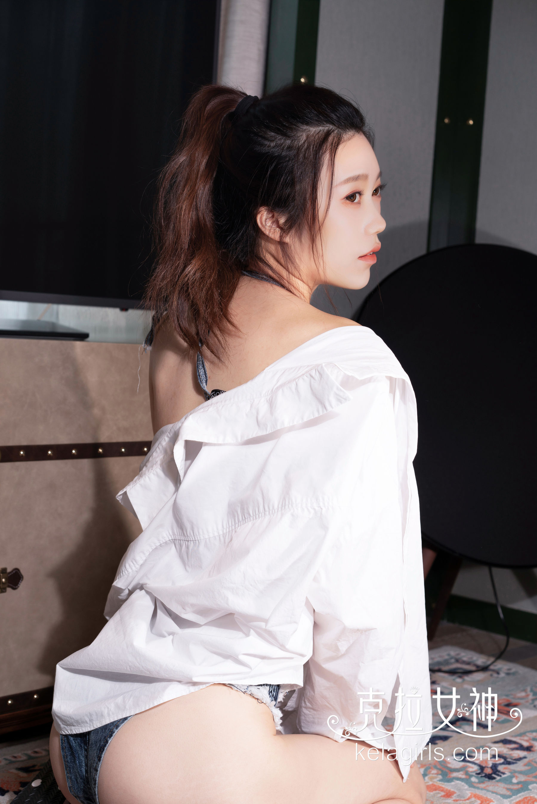 [克拉女神Kelagirls]  西景 情迷人字拖_第2张