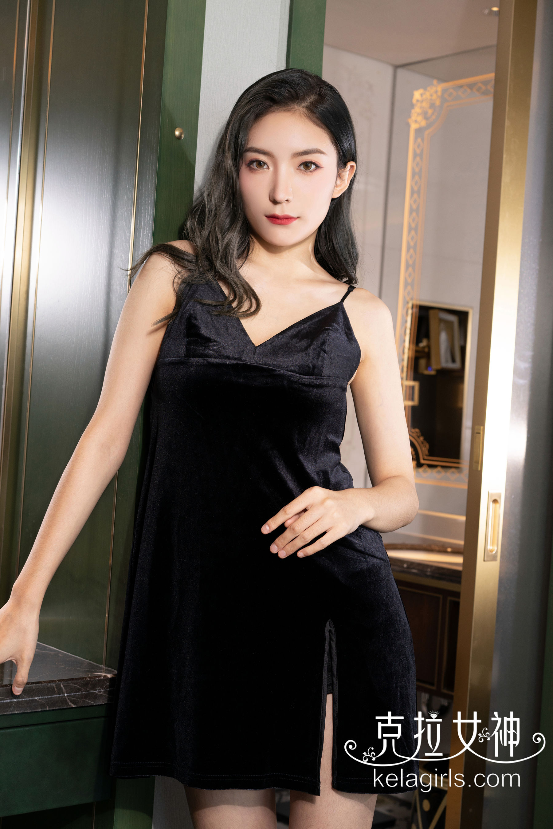 [克拉女神Kelagirls]  苏展 名媛赤足_第4张