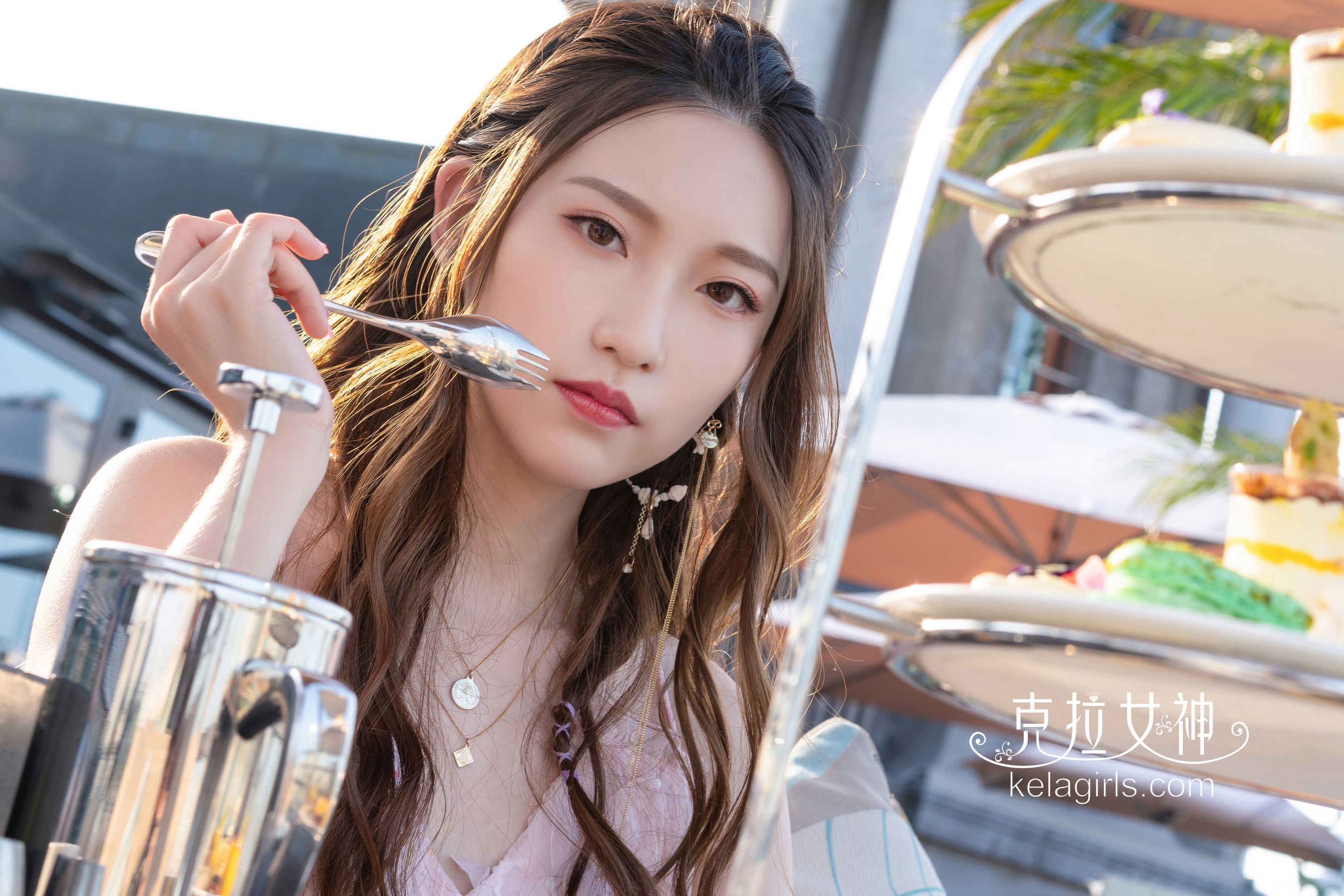 [克拉女神Kelagirls]  芊芊 邂逅外滩_第4张