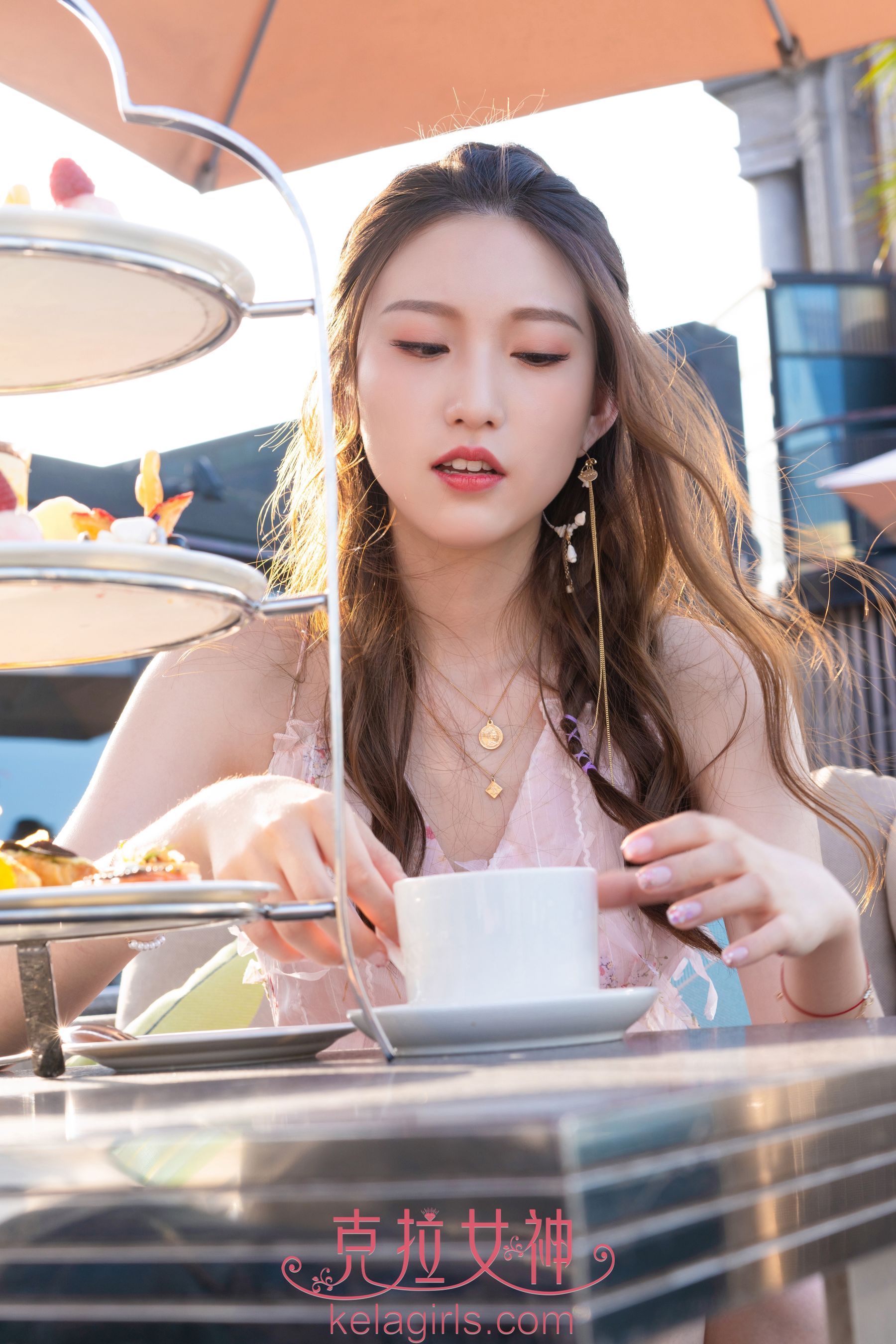 [克拉女神Kelagirls]  芊芊 邂逅外滩_第5张