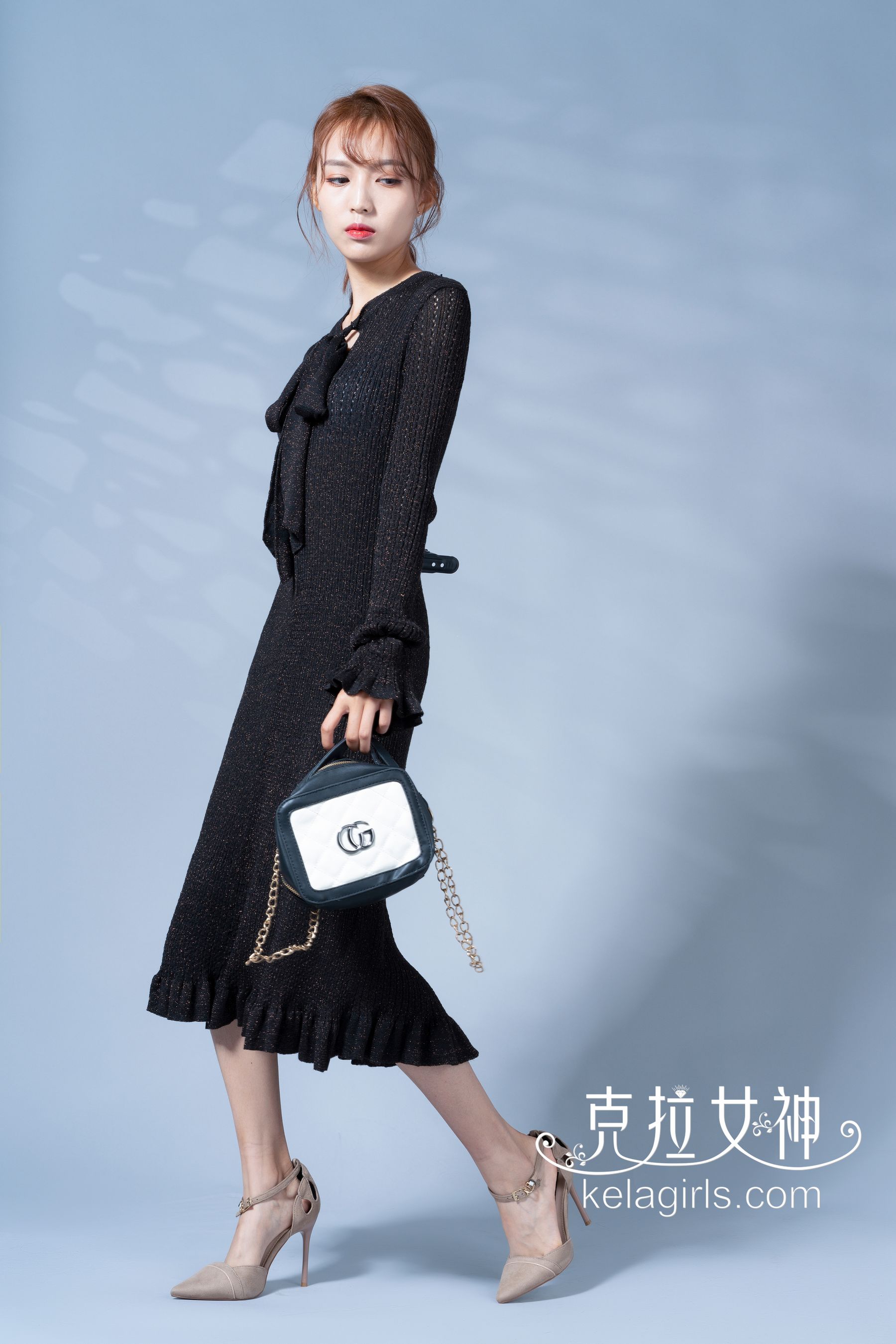 [克拉女神Kelagirls]  小岚 淑女抬脚_第2张