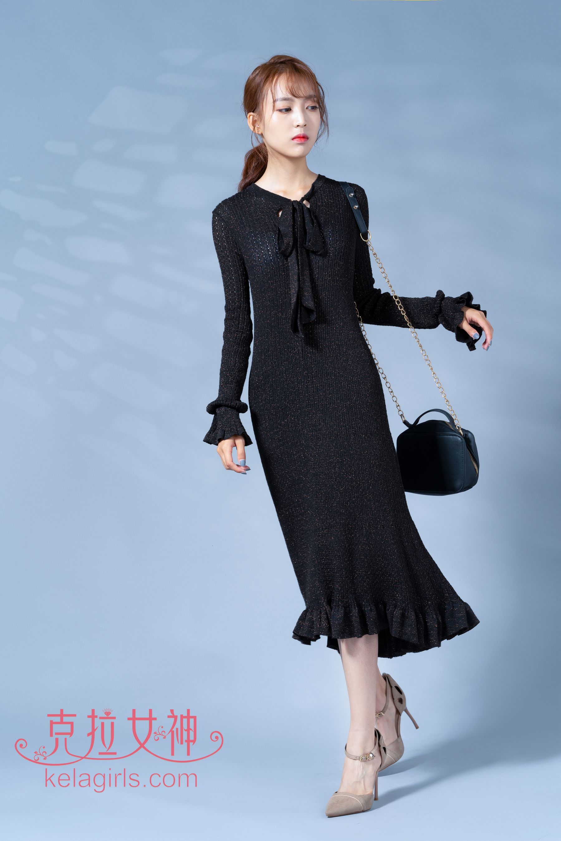[克拉女神Kelagirls]  小岚 淑女抬脚_第3张