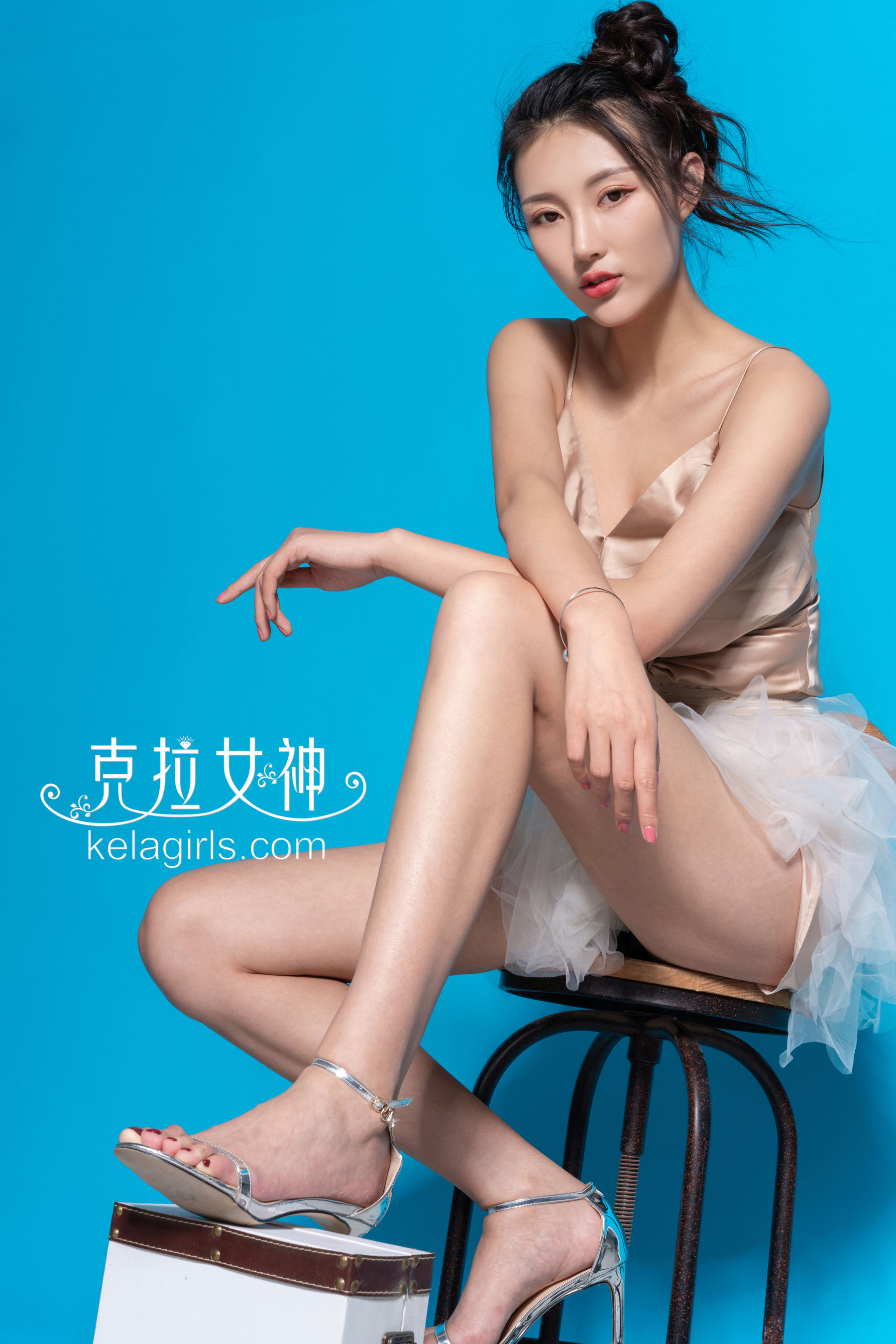 [克拉女神Kelagirls]  璇子 - 大模棚拍_第4张