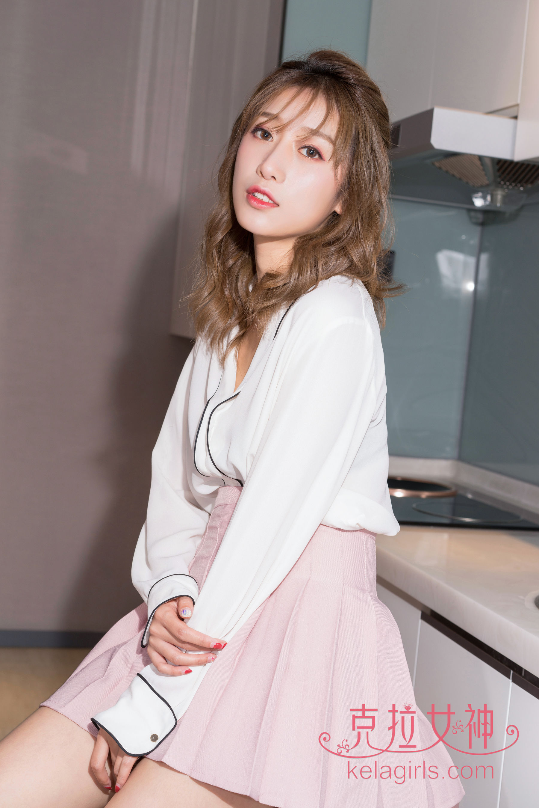 [克拉女神Kelagirls]  何悦 白领の假期_第2张