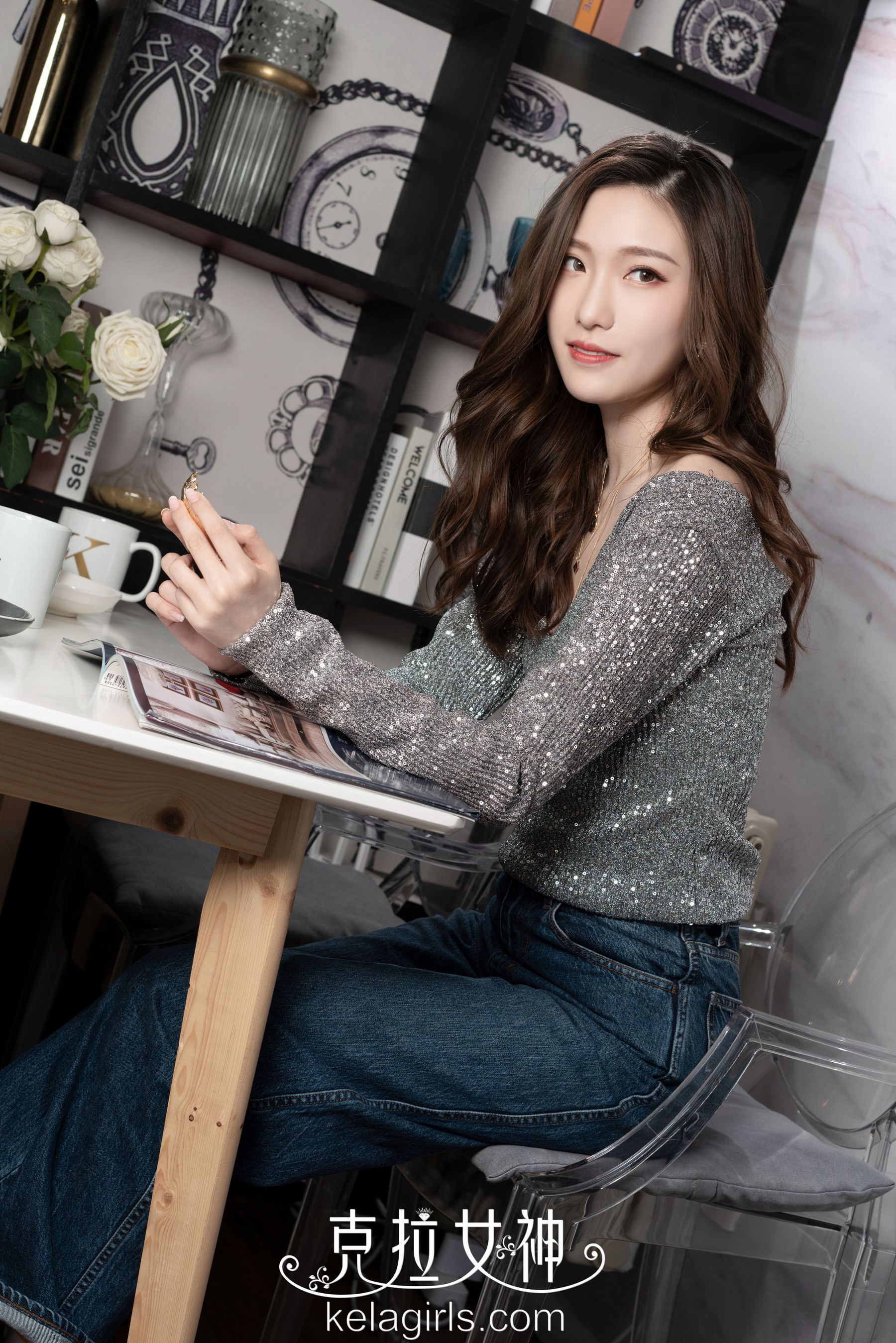 [克拉女神Kelagirls]  芊芊 银装小翘臀_第3张