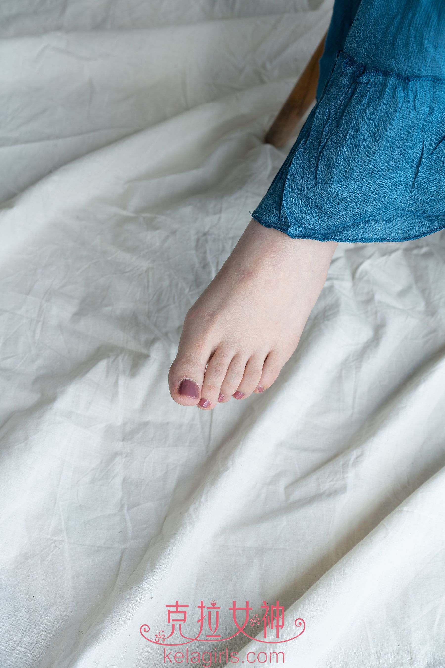 [克拉女神Kelagirls]  百琳 玉足添香_第4张