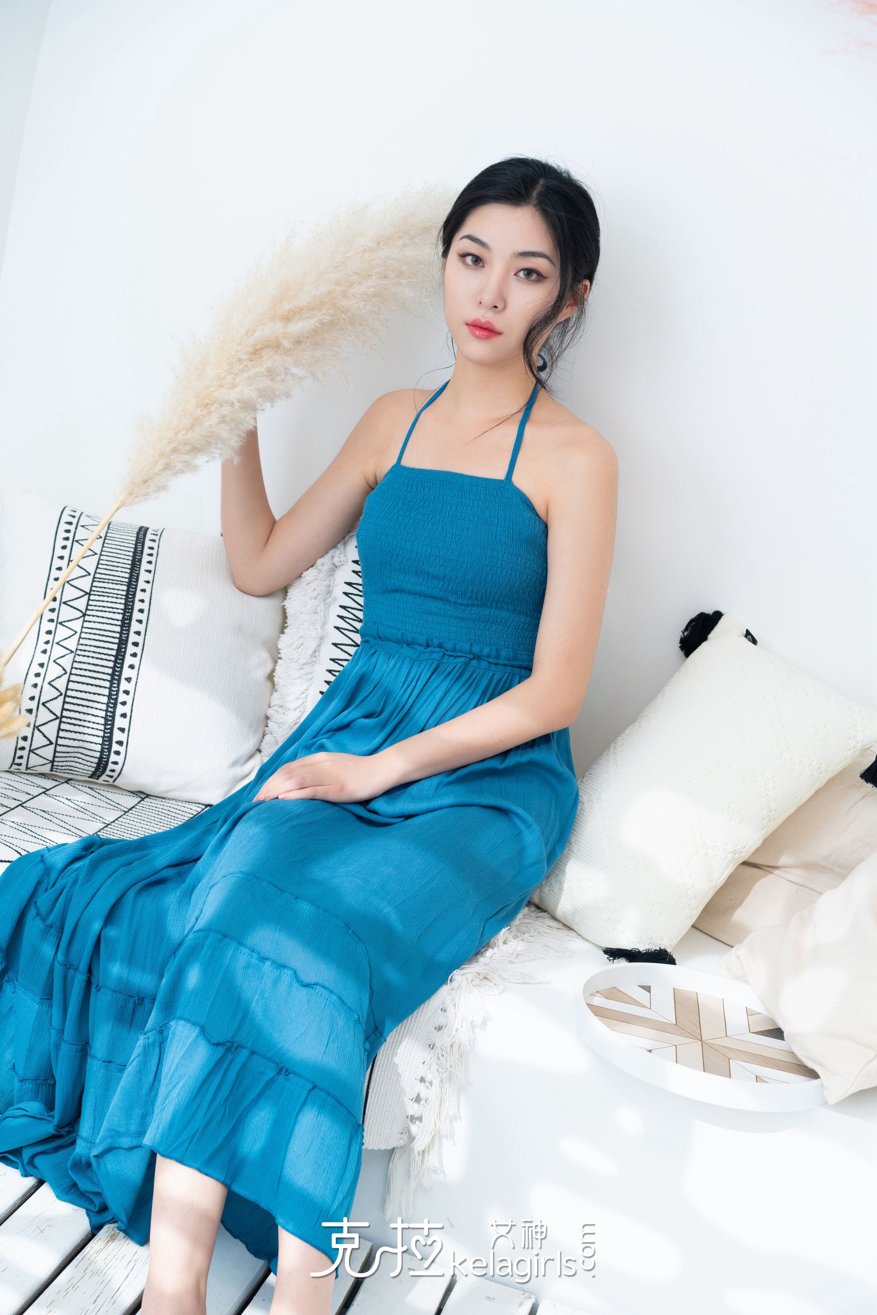 [克拉女神Kelagirls]  楚楚 嫩足配美链_第4张