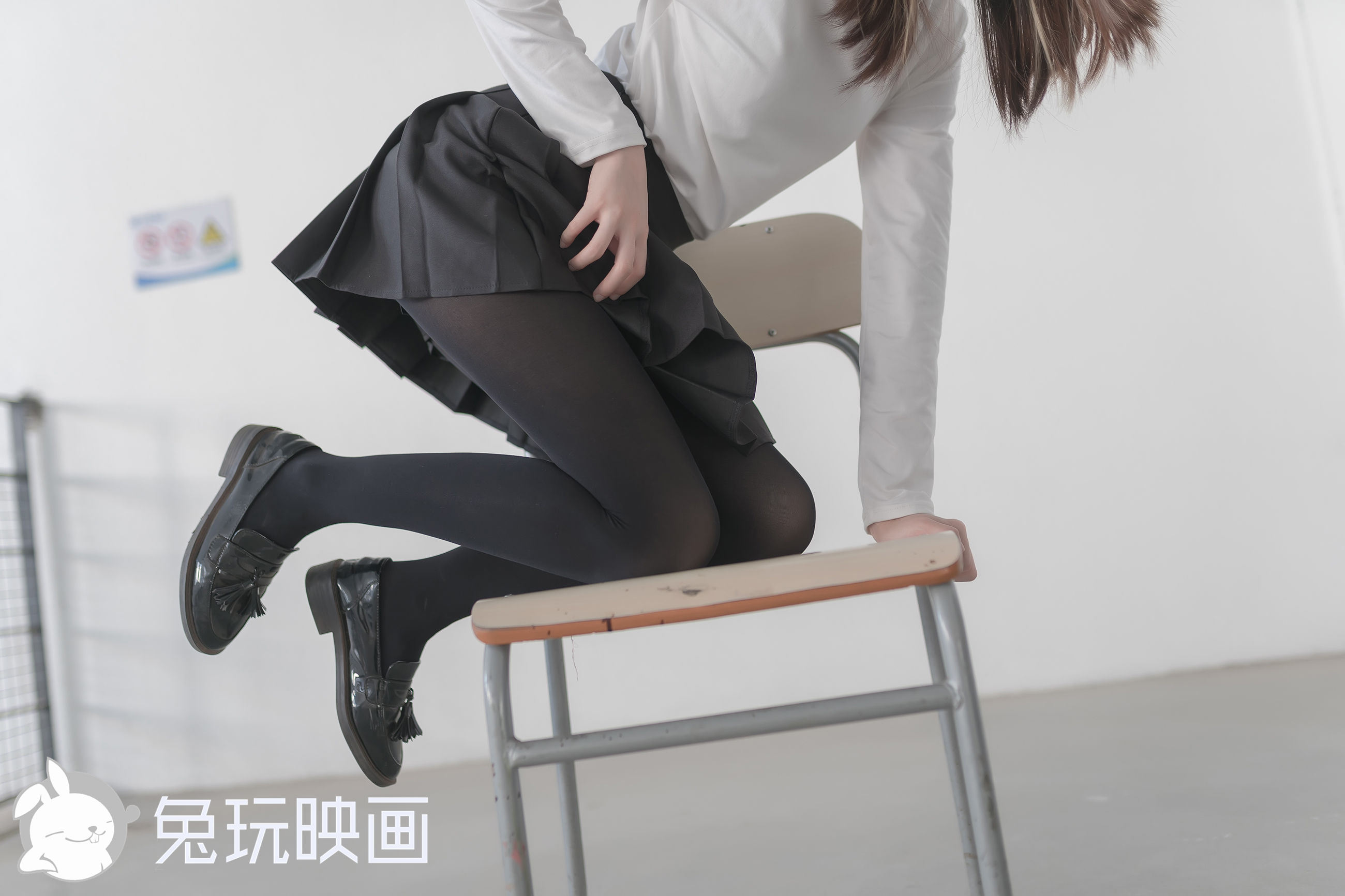 [兔玩映画] - 冬天里的黑袜_第3张