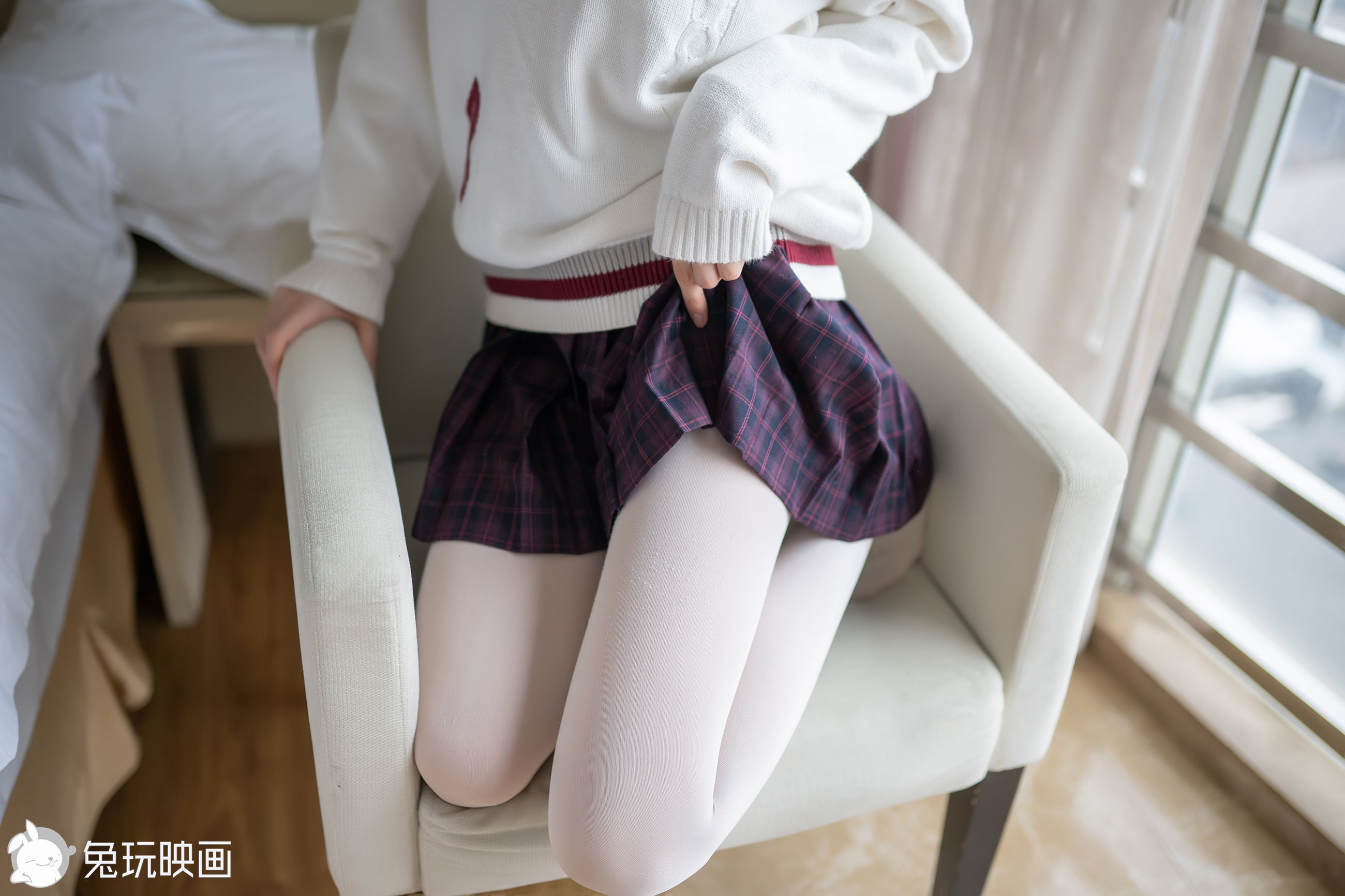 [兔玩映画] - 制服妹妹的小细腿_第4张