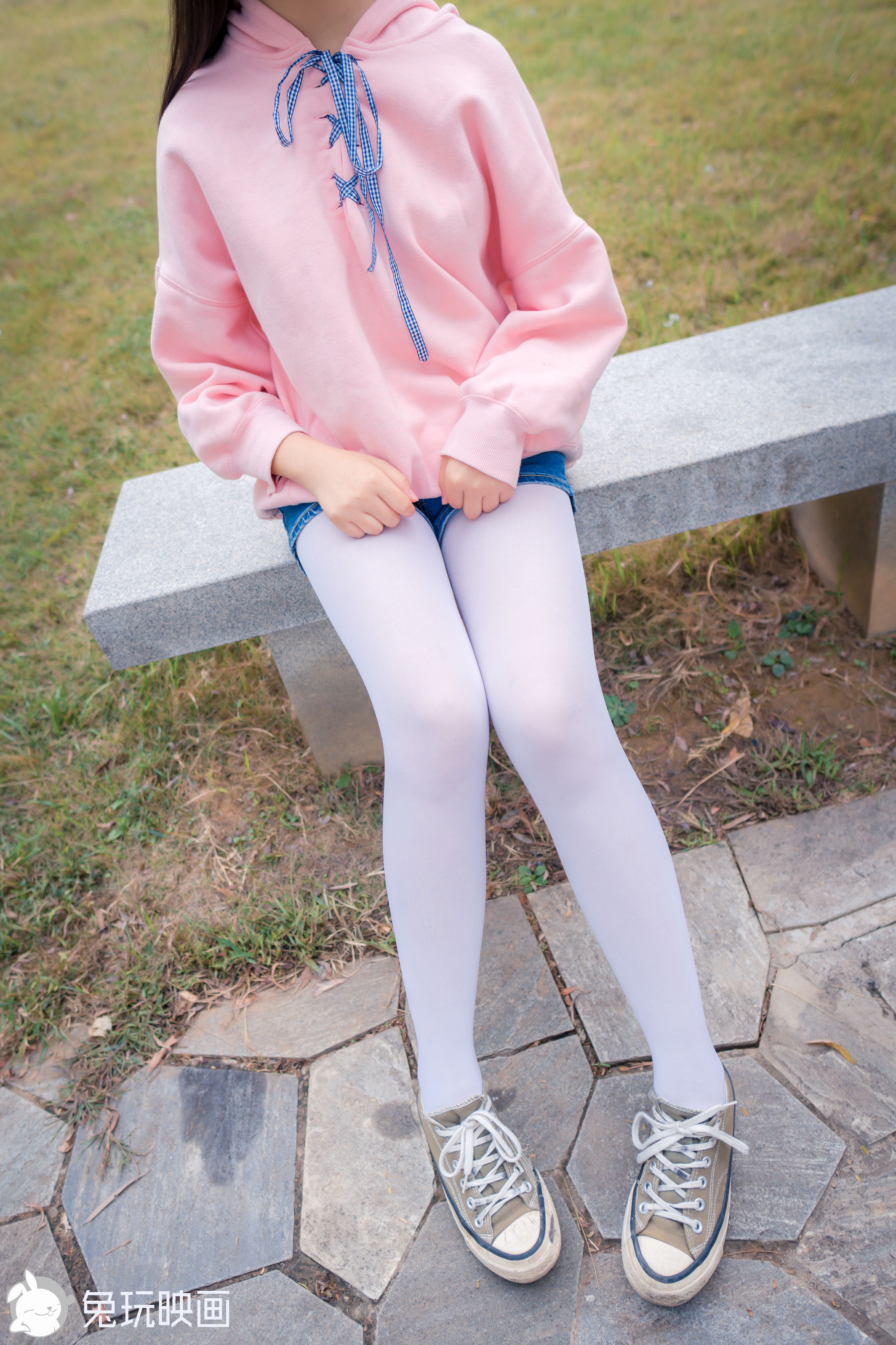 [兔玩映画] - 和小姐姐去公园拍照_第2张