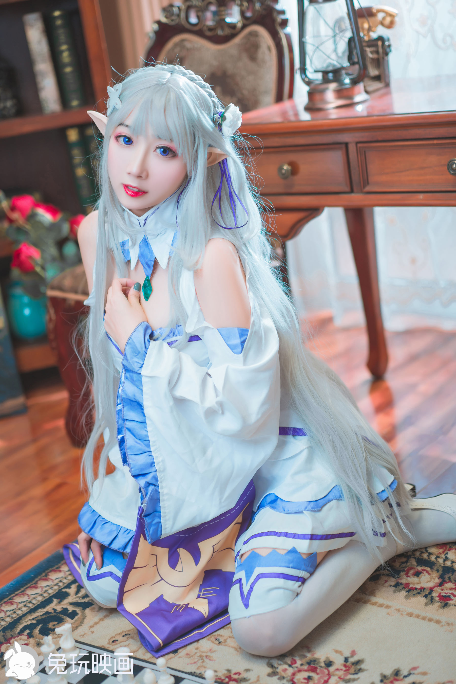 [兔玩映画] - 和艾米莉亚一起下棋_第1张