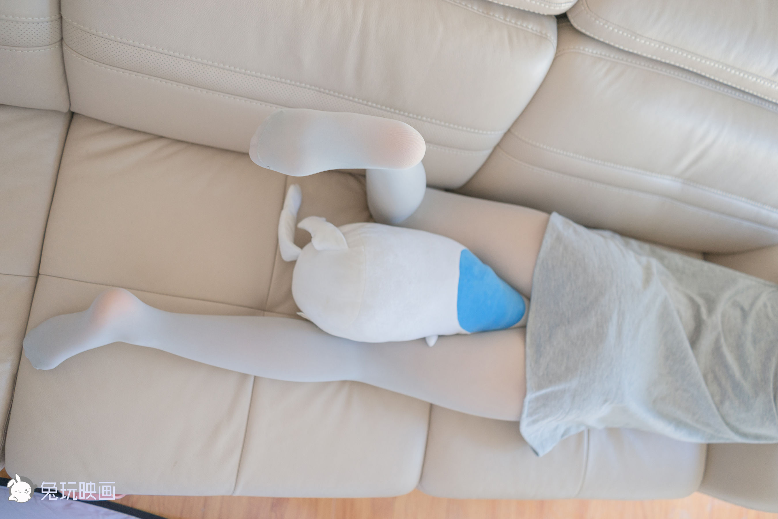 [兔玩映画] - 喵喵的灰色丝袜_第3张