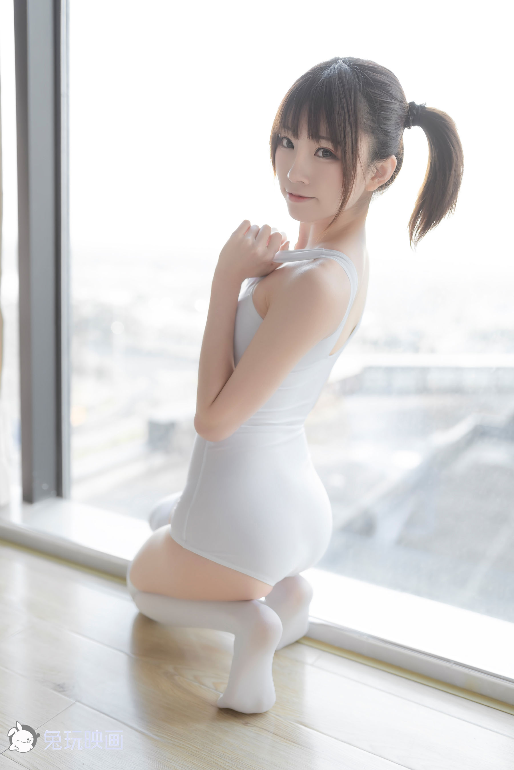 [兔玩映画] - 夏日泳装 Vol.034 单马尾_第1张