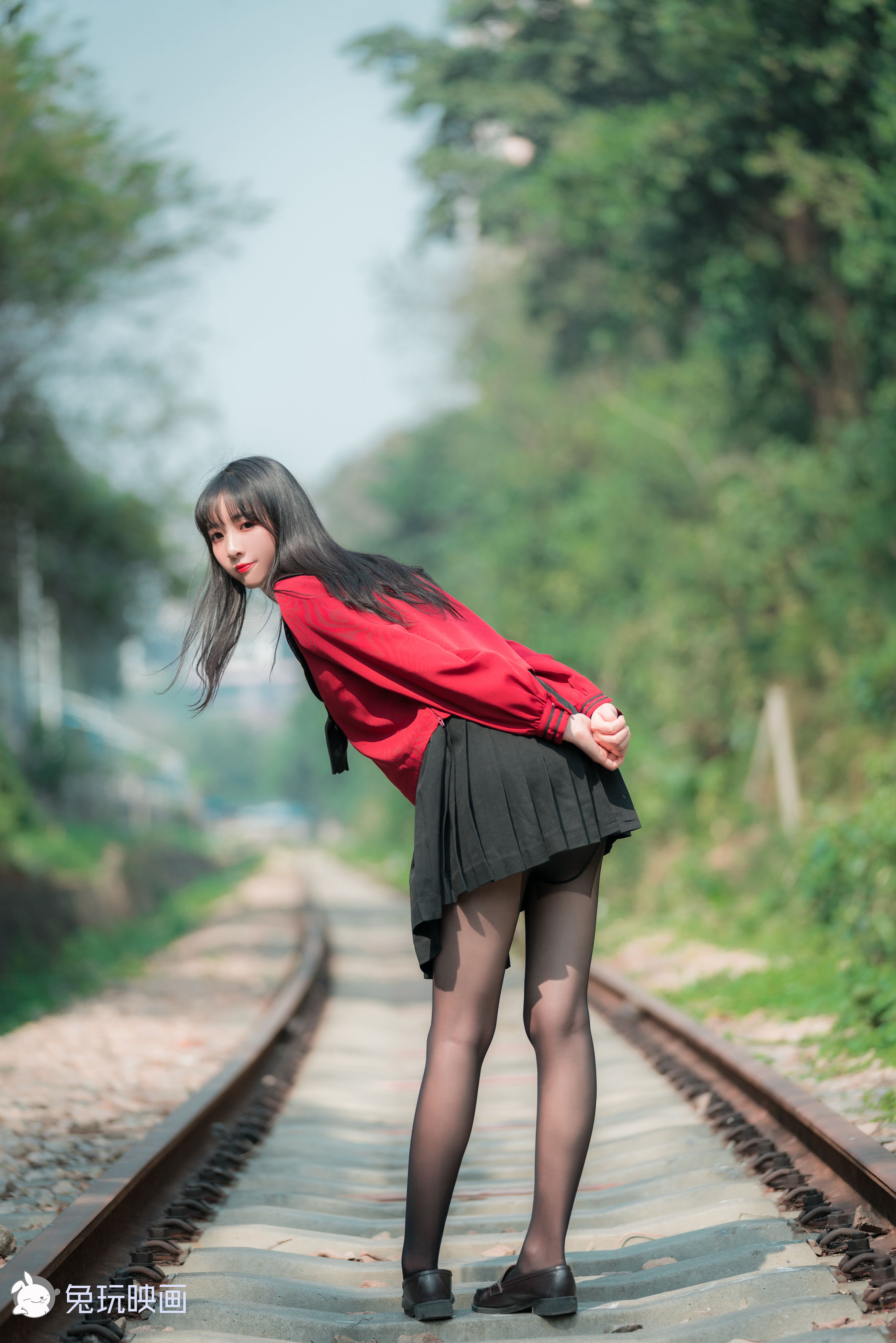 [兔玩映画] - 奔跑的红色JK_第1张