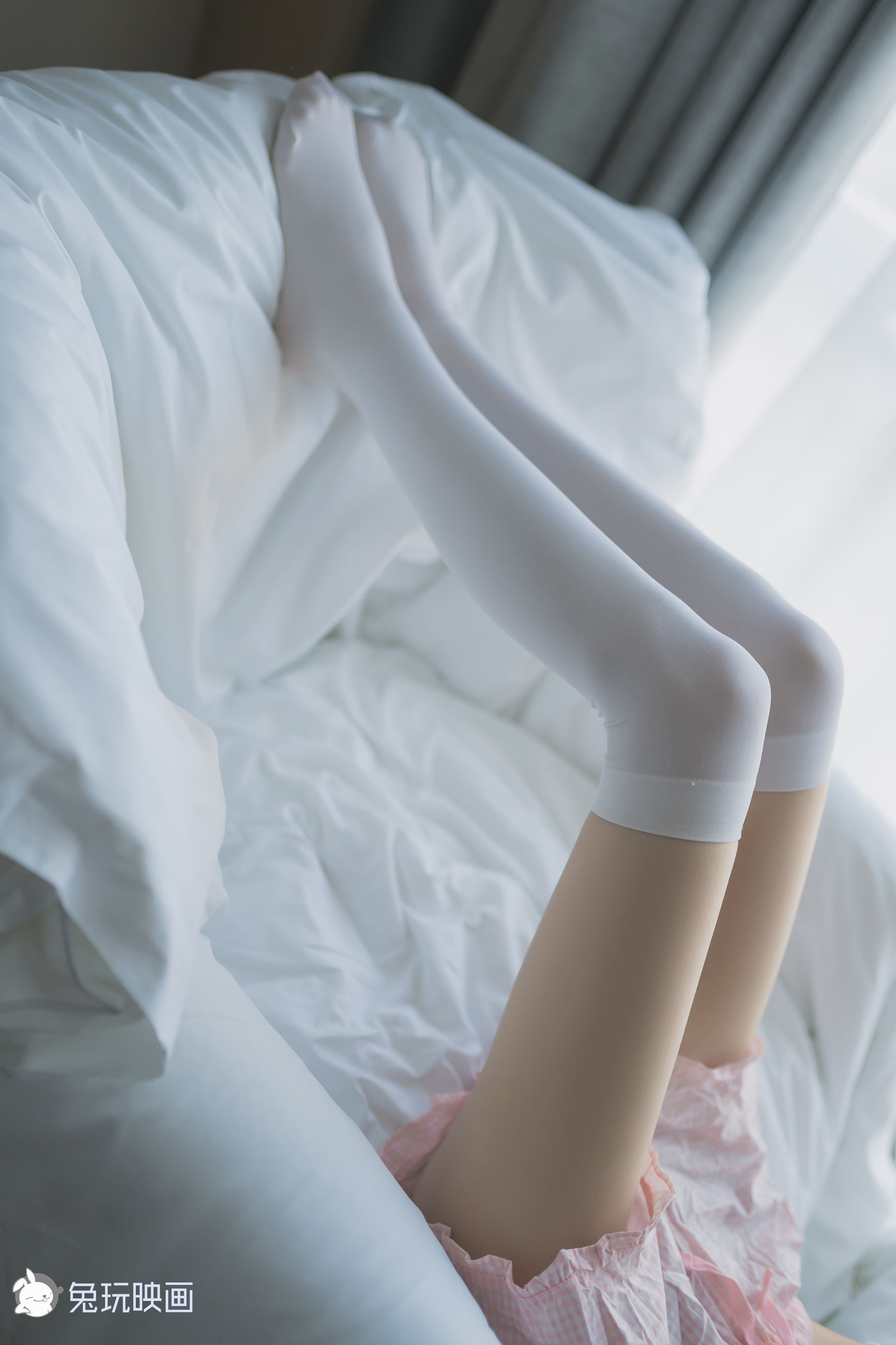 [兔玩映画] - 小细腿的白丝_第1张