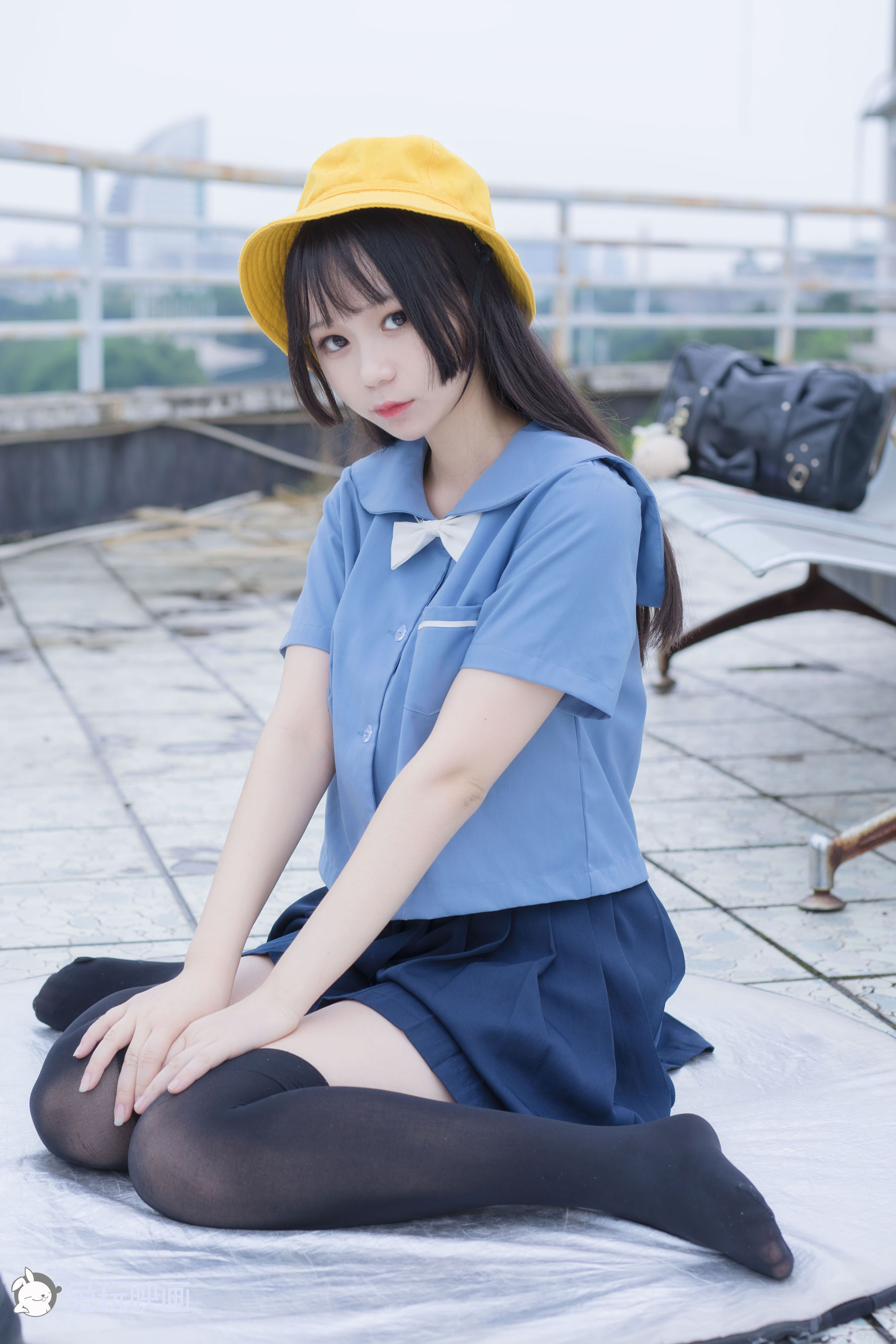 [兔玩映画] - 小黄帽女孩_第1张