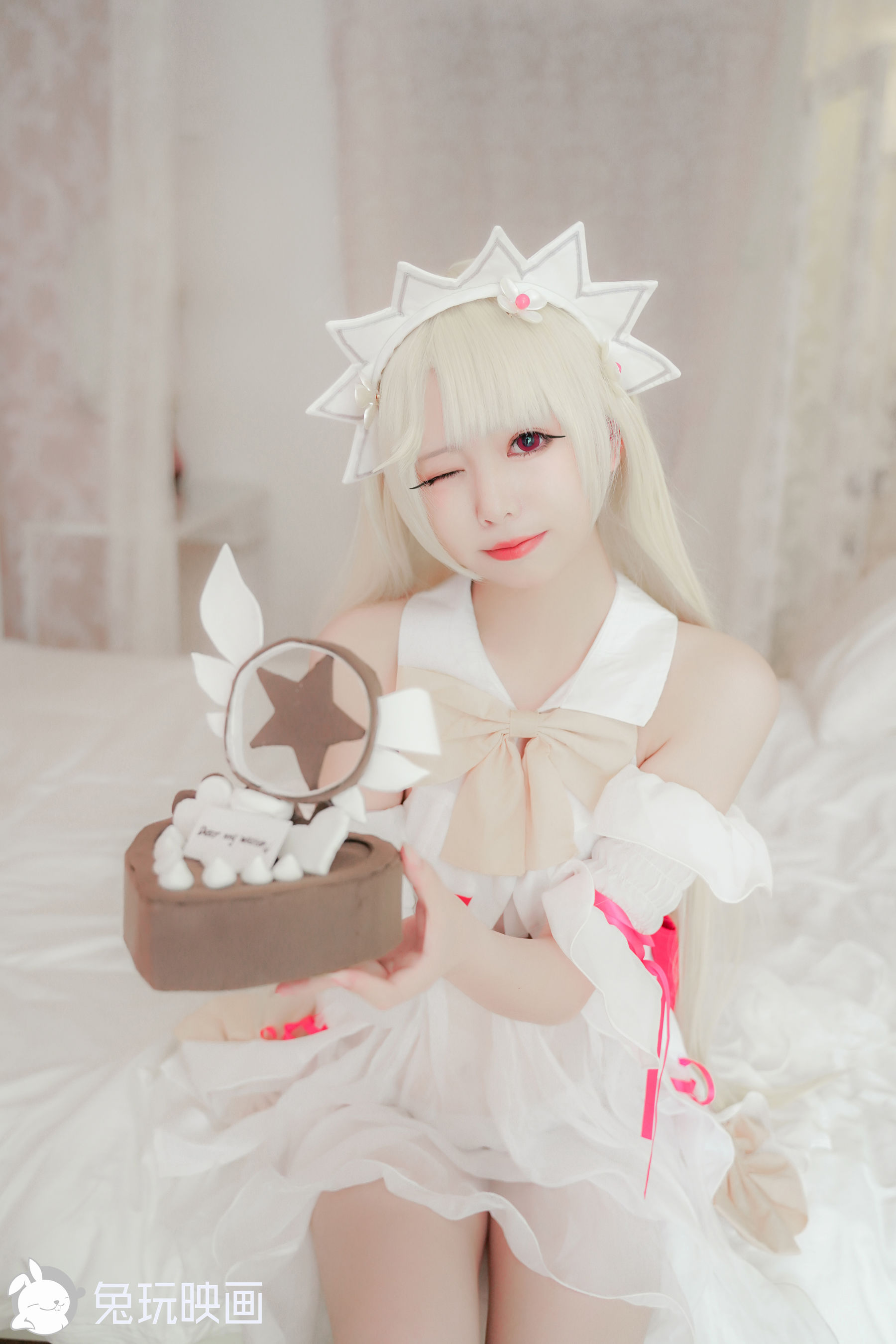 [兔玩映画] - 巧克力天使和露背毛衣_第1张