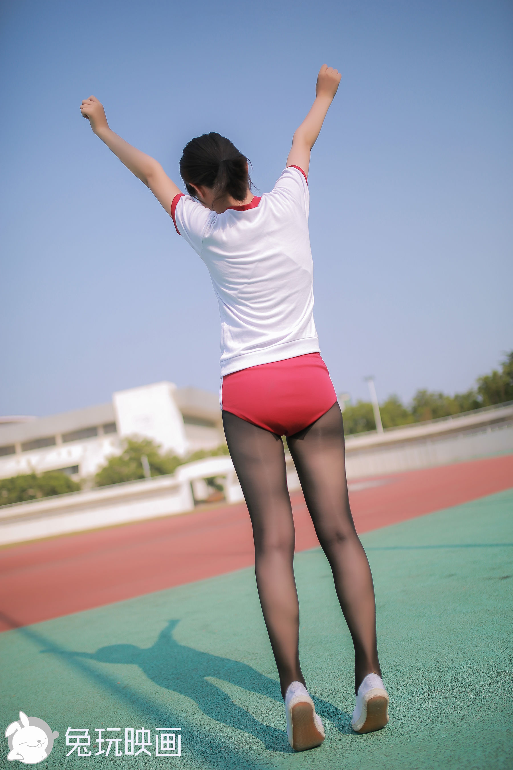 [兔玩映画] - 操场上的体操服_第2张
