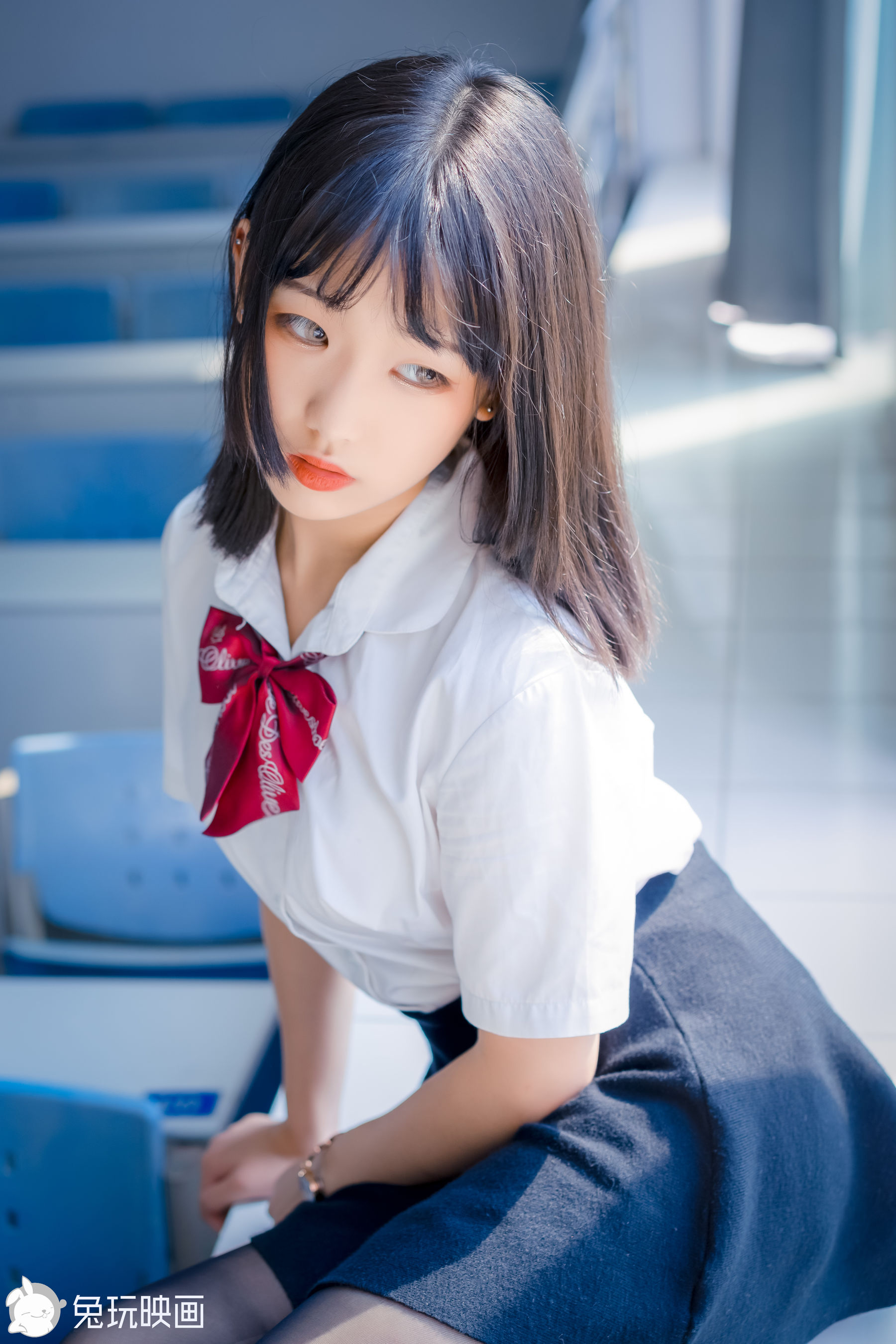 [兔玩映画] - 教室里的少女_第1张