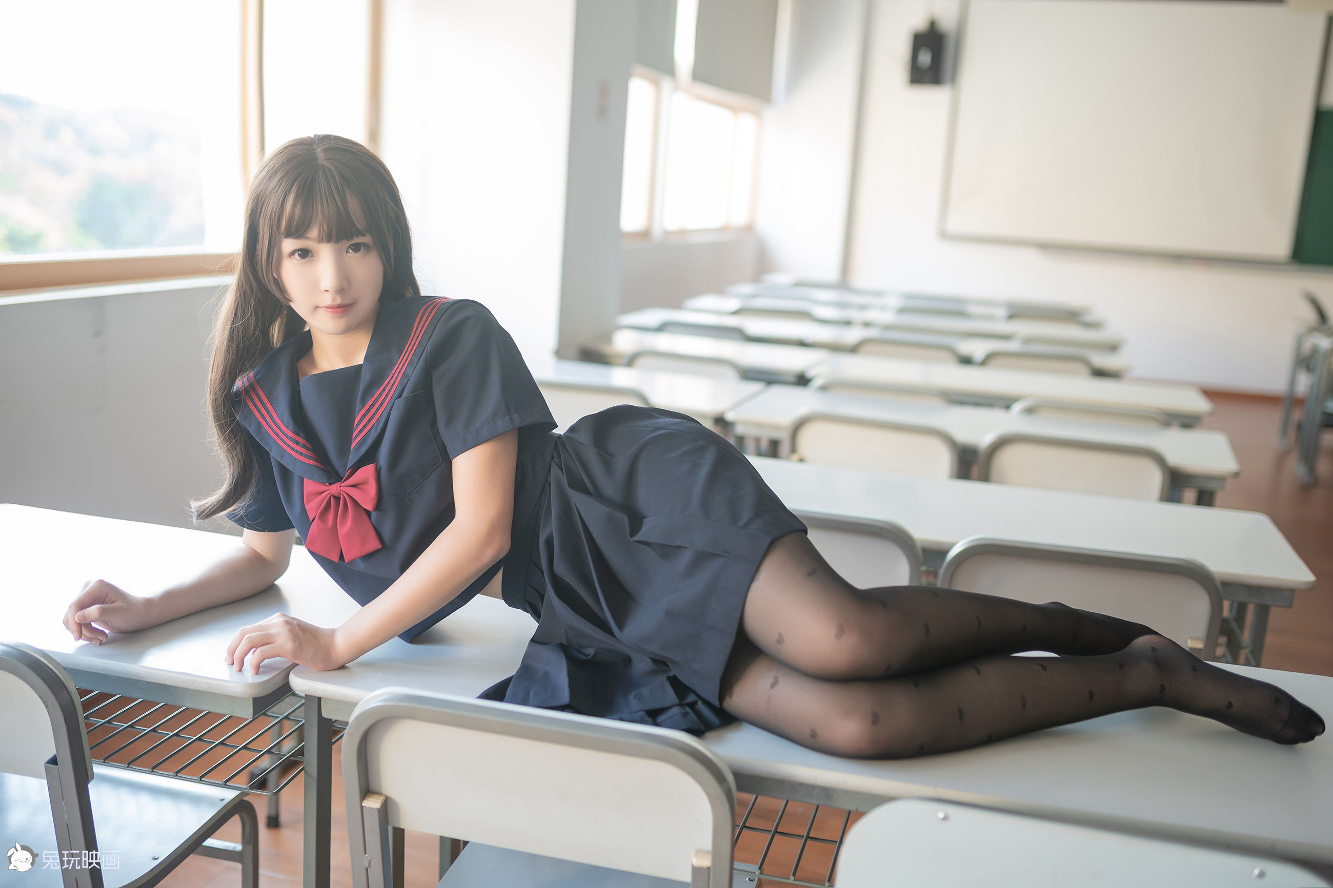[兔玩映画] - 教室里的黑丝JK_第5张