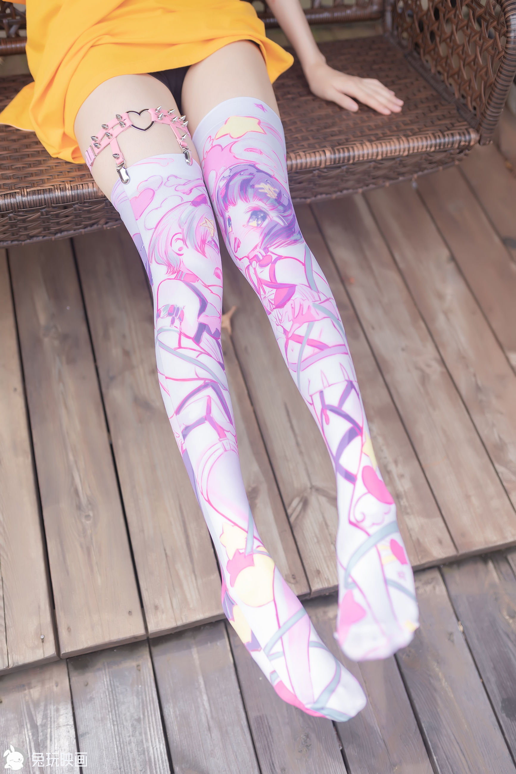 [兔玩映画] - 漫画袜子_第1张