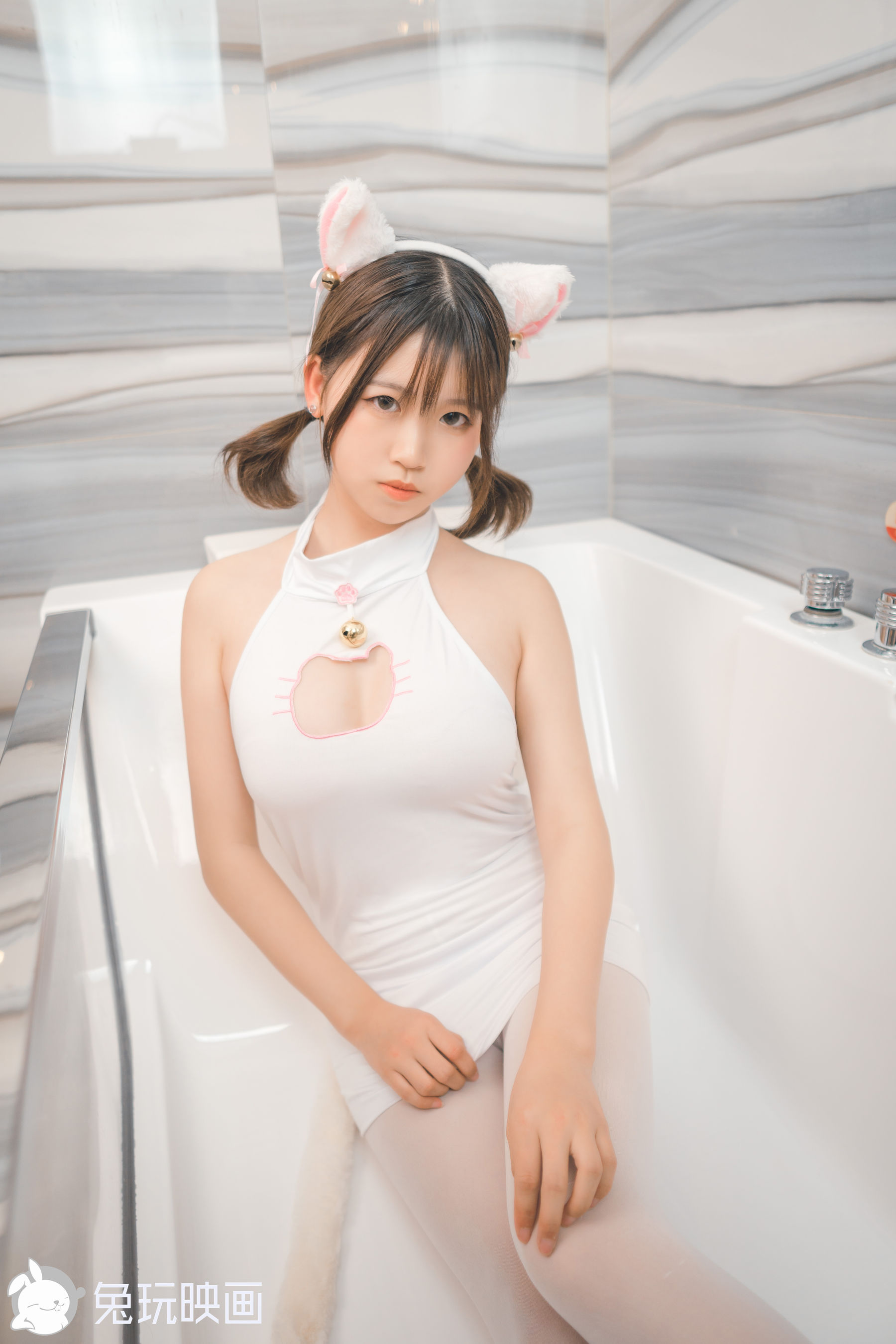 [兔玩映画] - 白丝猫咪_第1张