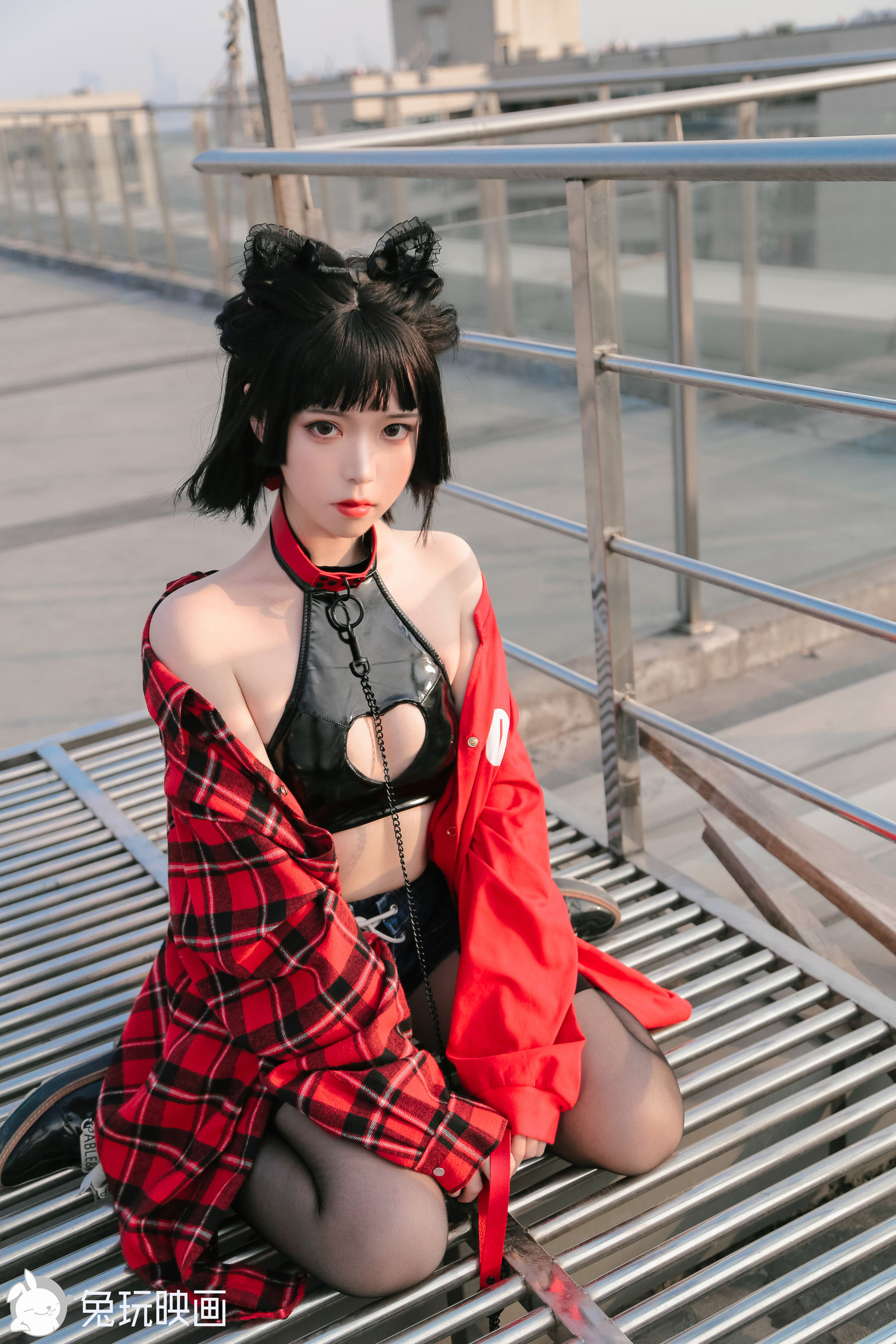 [兔玩映画] - 真人猫猫女友_第1张