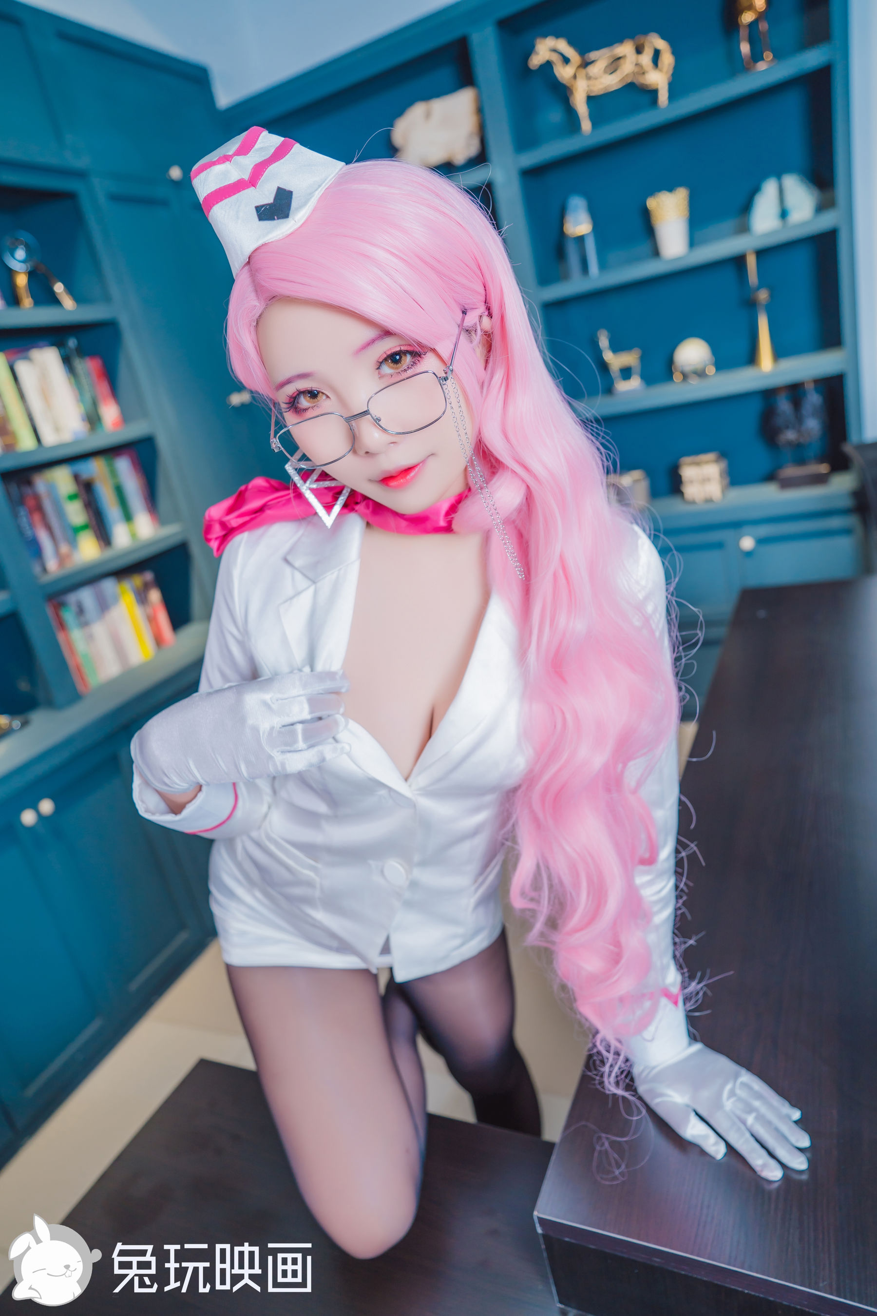 [兔玩映画] - 秘书狐_第1张