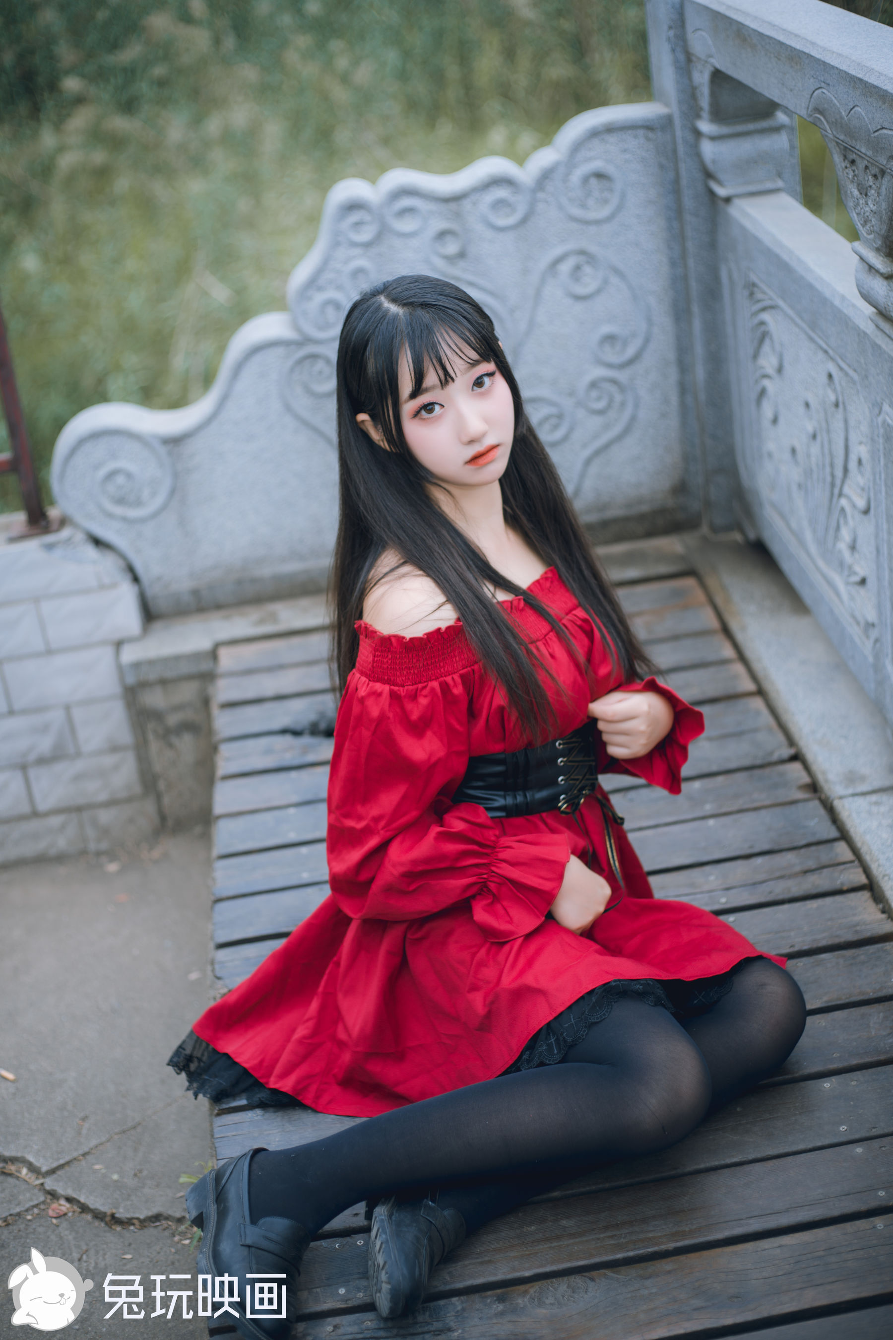 [兔玩映画] - 红与黑_第1张