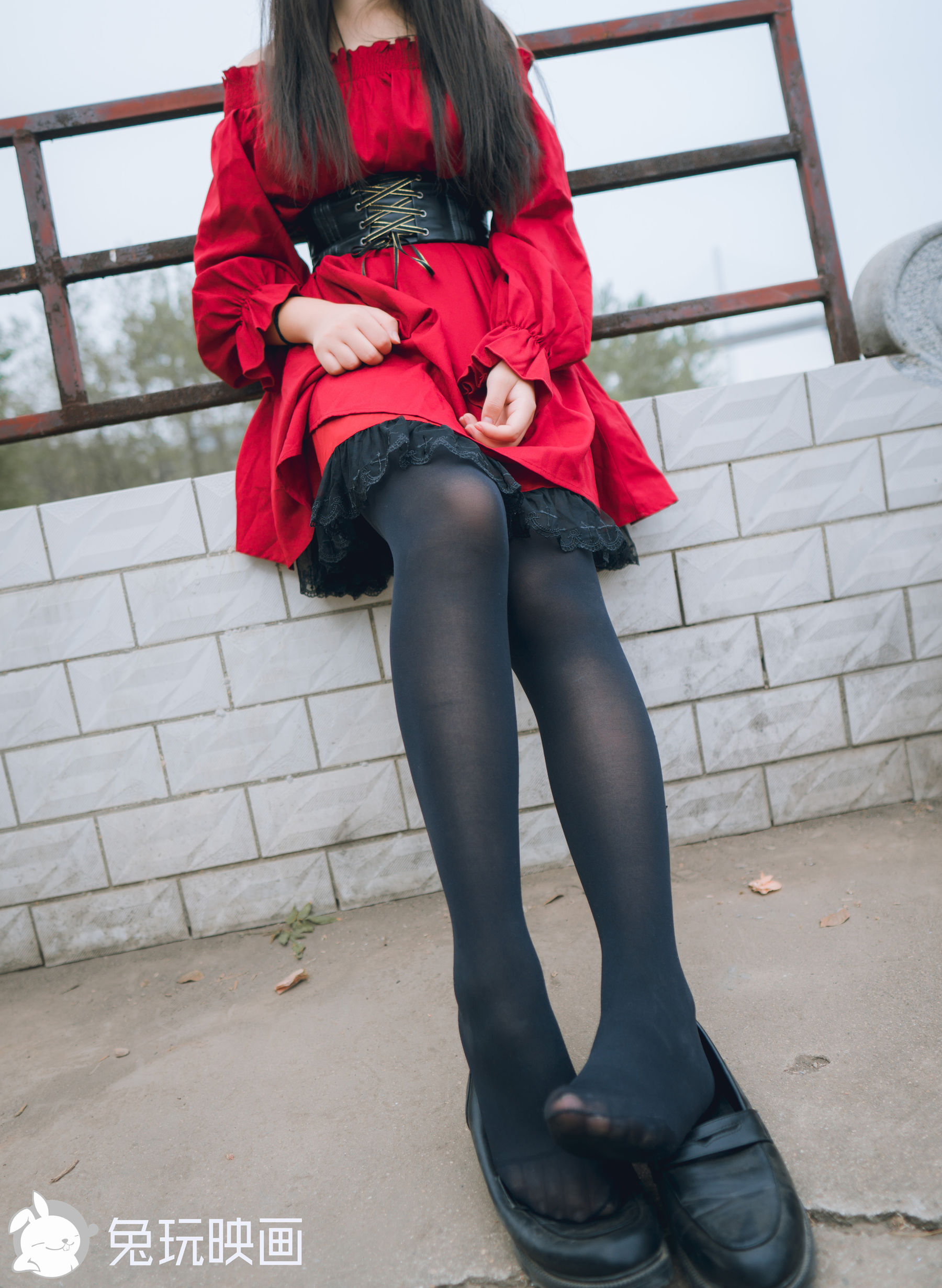 [兔玩映画] - 红与黑_第2张