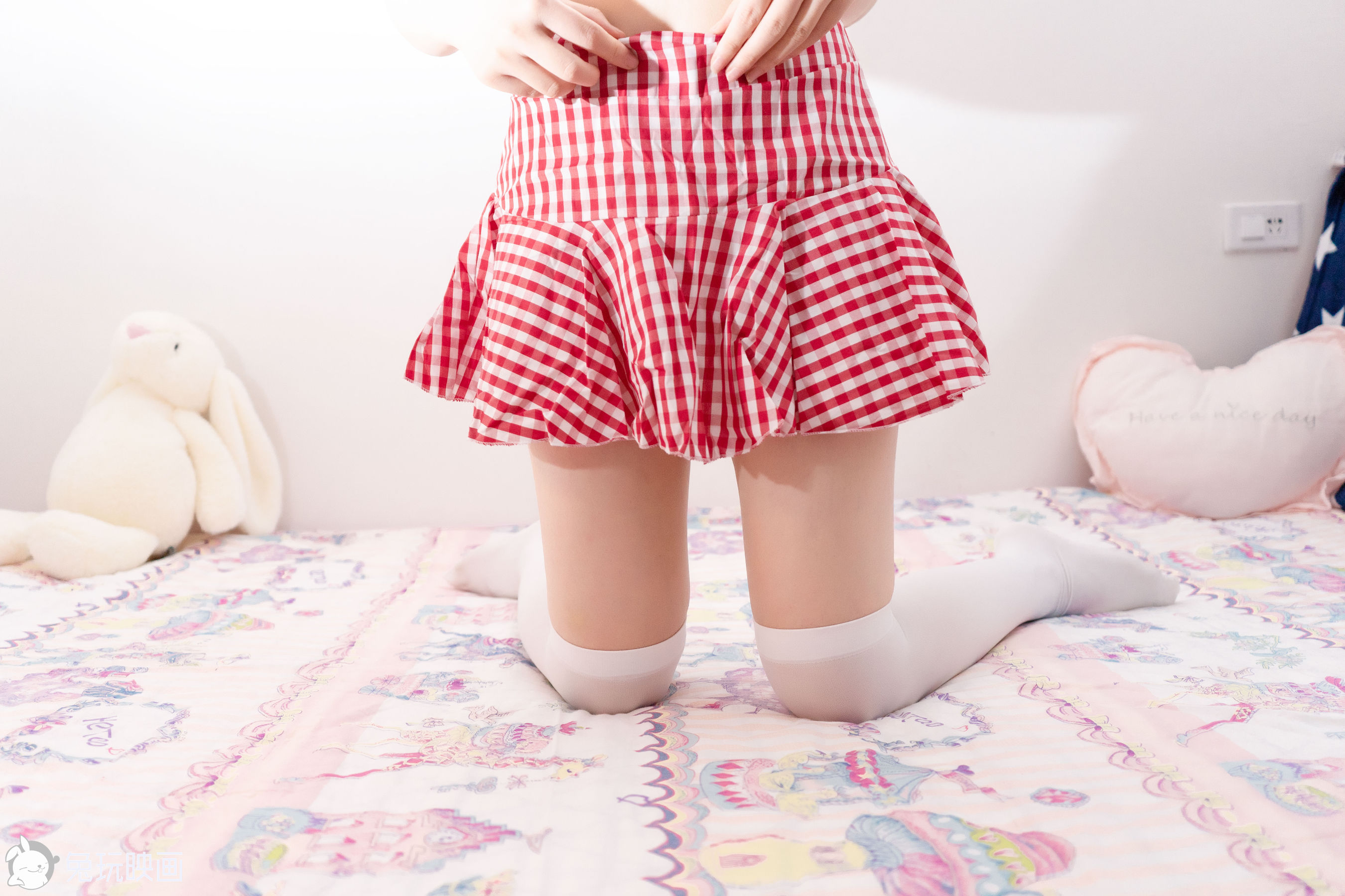 [兔玩映画] - 红色格子裙和白丝_第5张