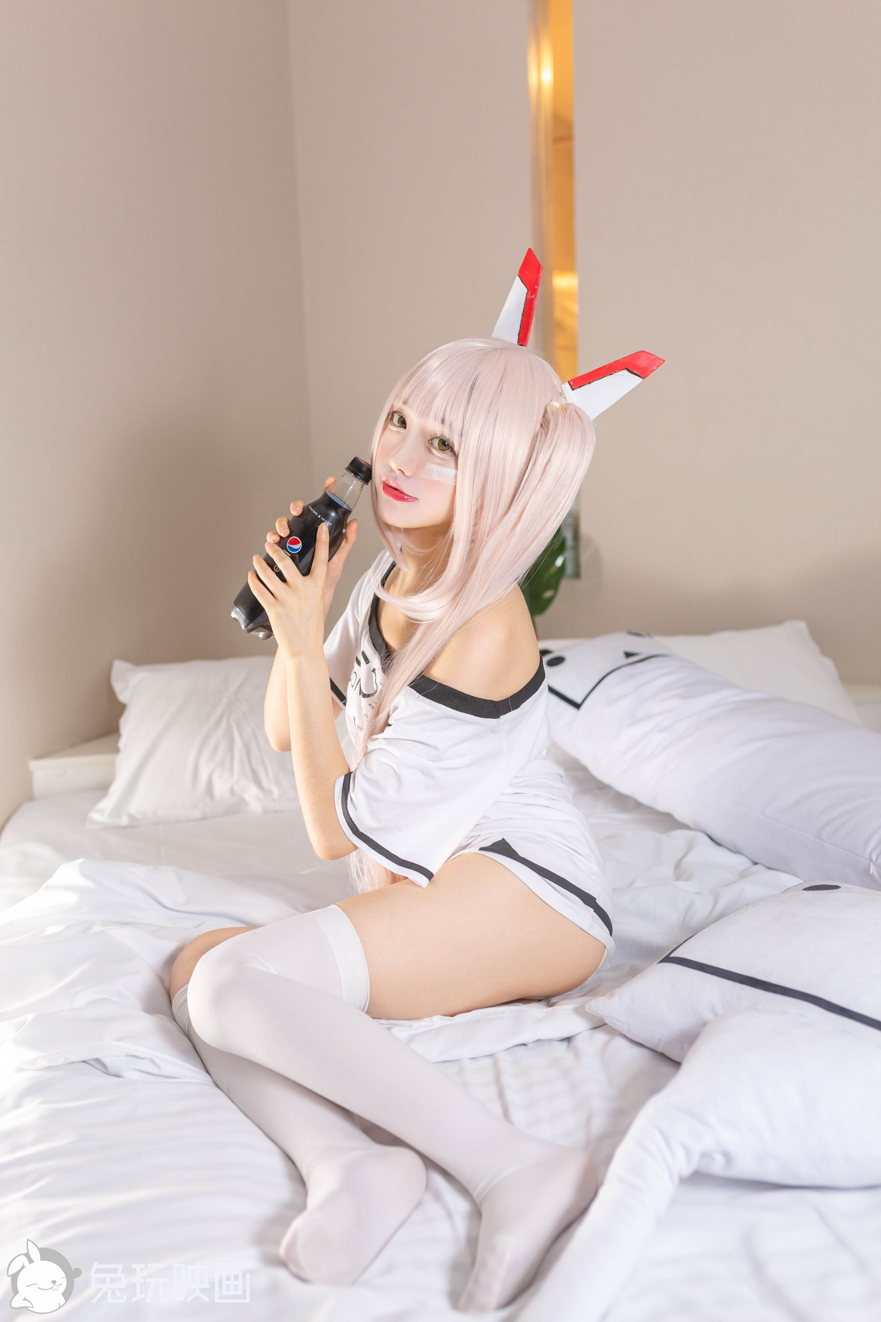 [兔玩映画] - 绫波宅服和玛修_第1张