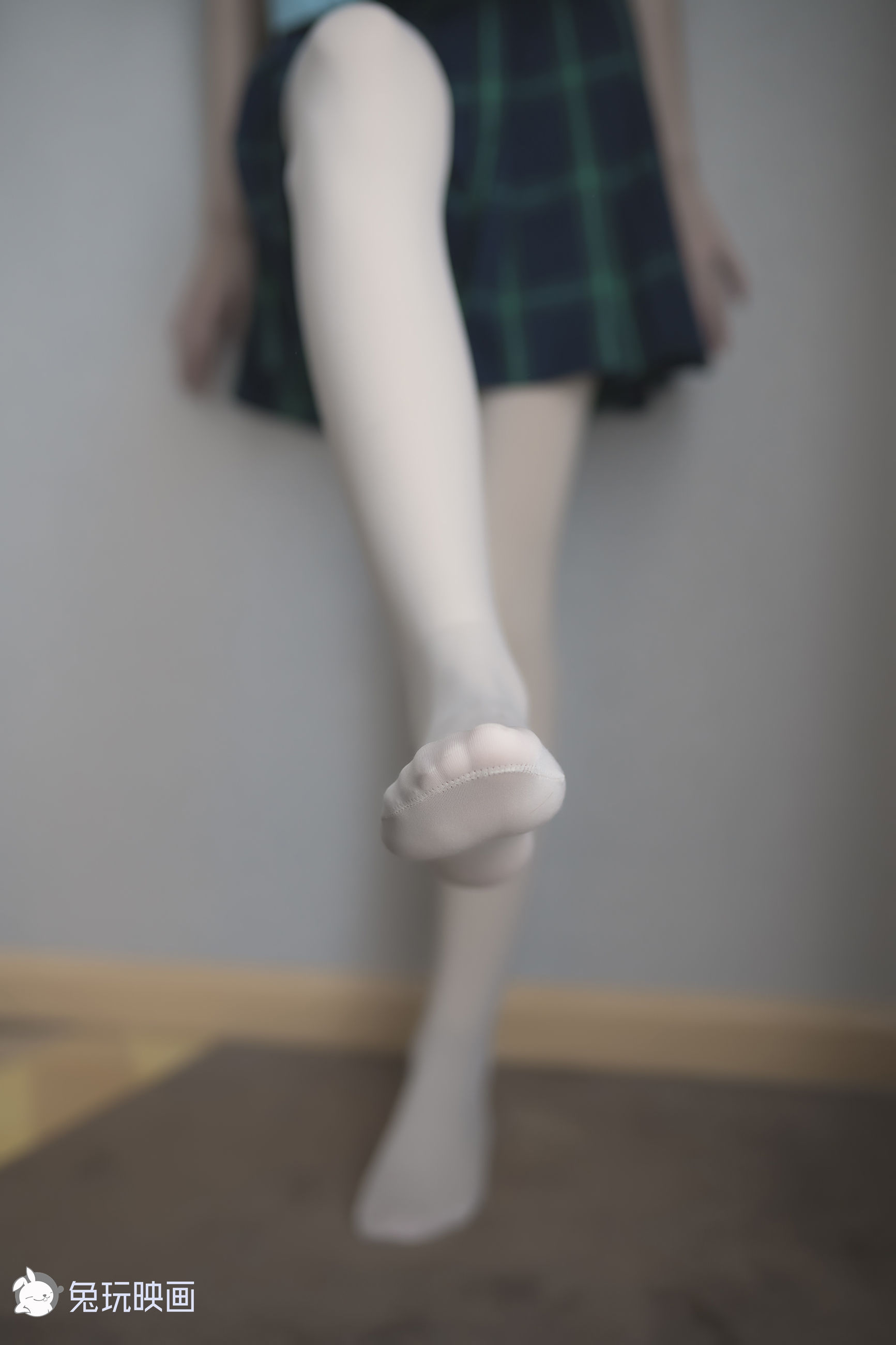 [兔玩映画] - 这个腿也太细了吧_第2张