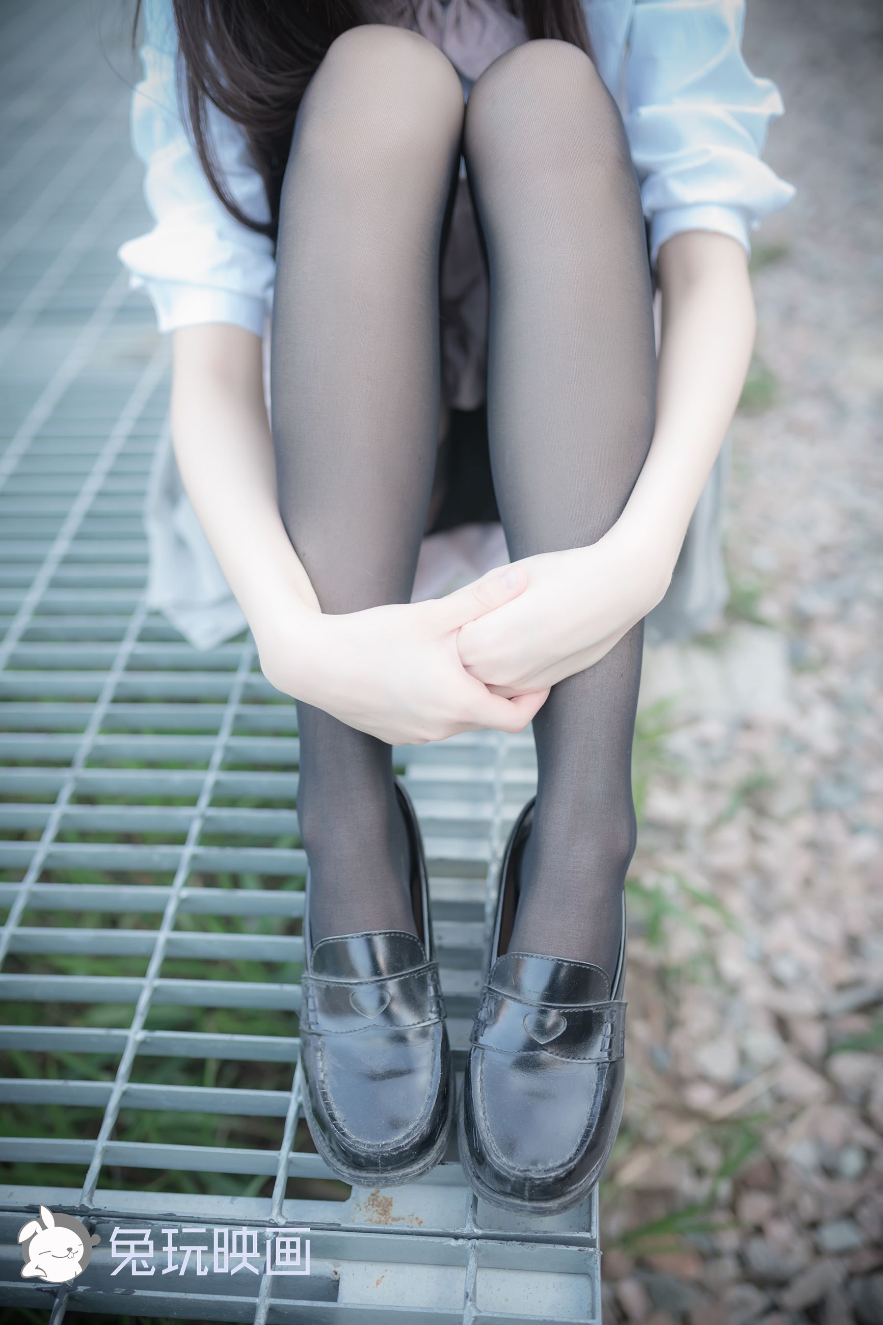 [兔玩映画] - 铁轨旁的小细腿_第2张