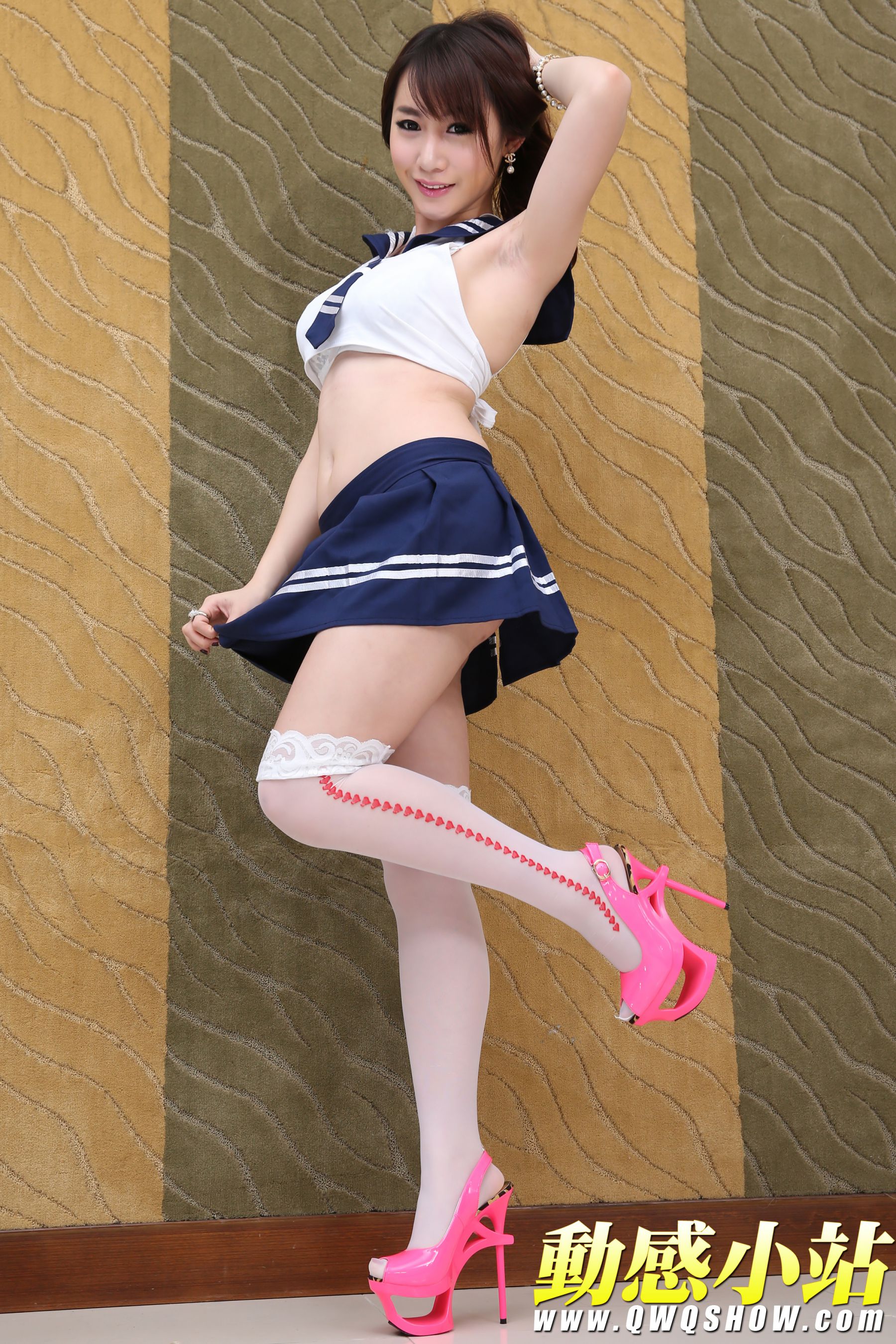 动感之星 关关《粉色高跟校服少女》 [动感小站] NO.208_第3张