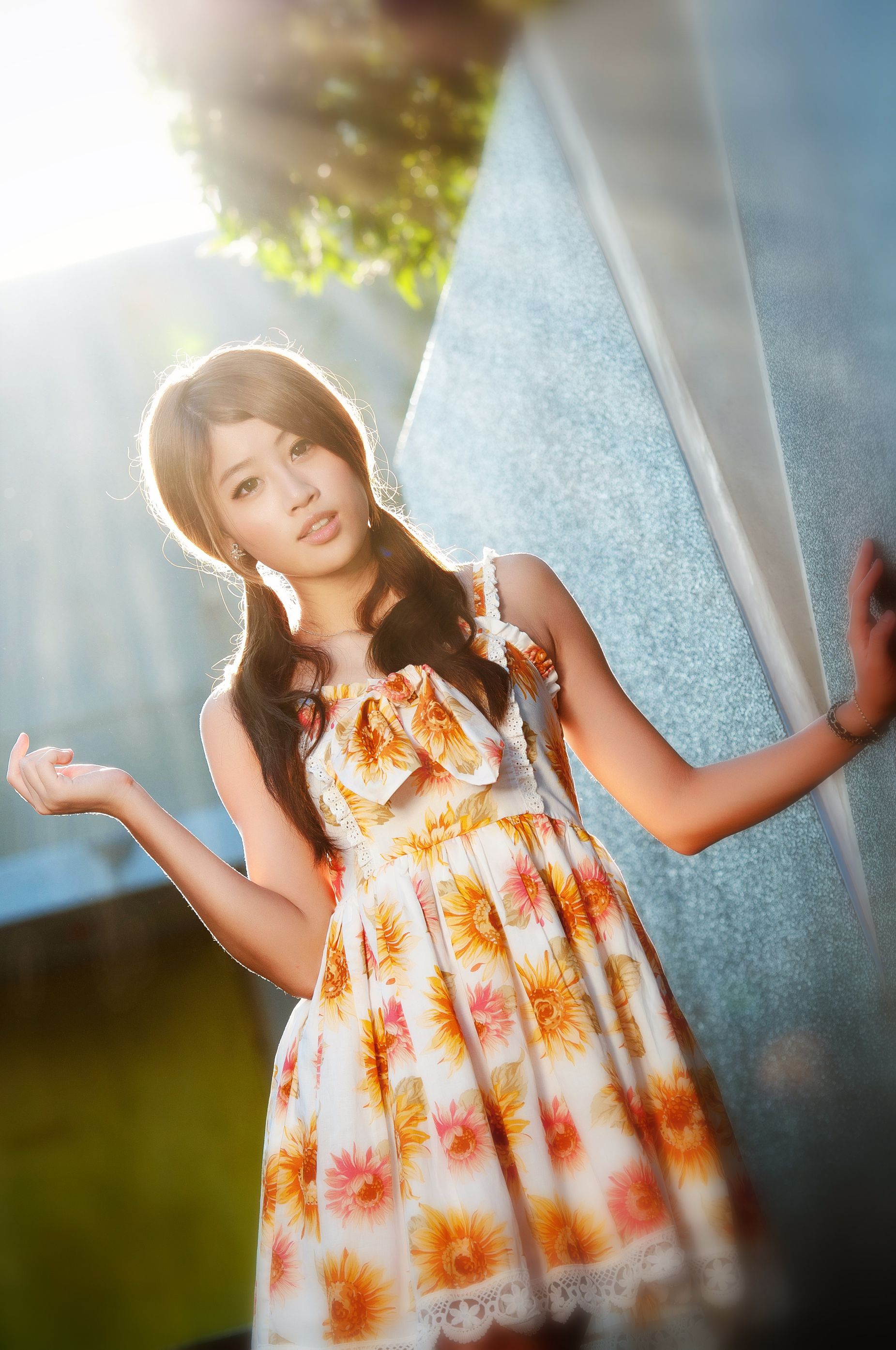 台湾美女林真亦YUNA《阳光街拍》图片合集_第1张