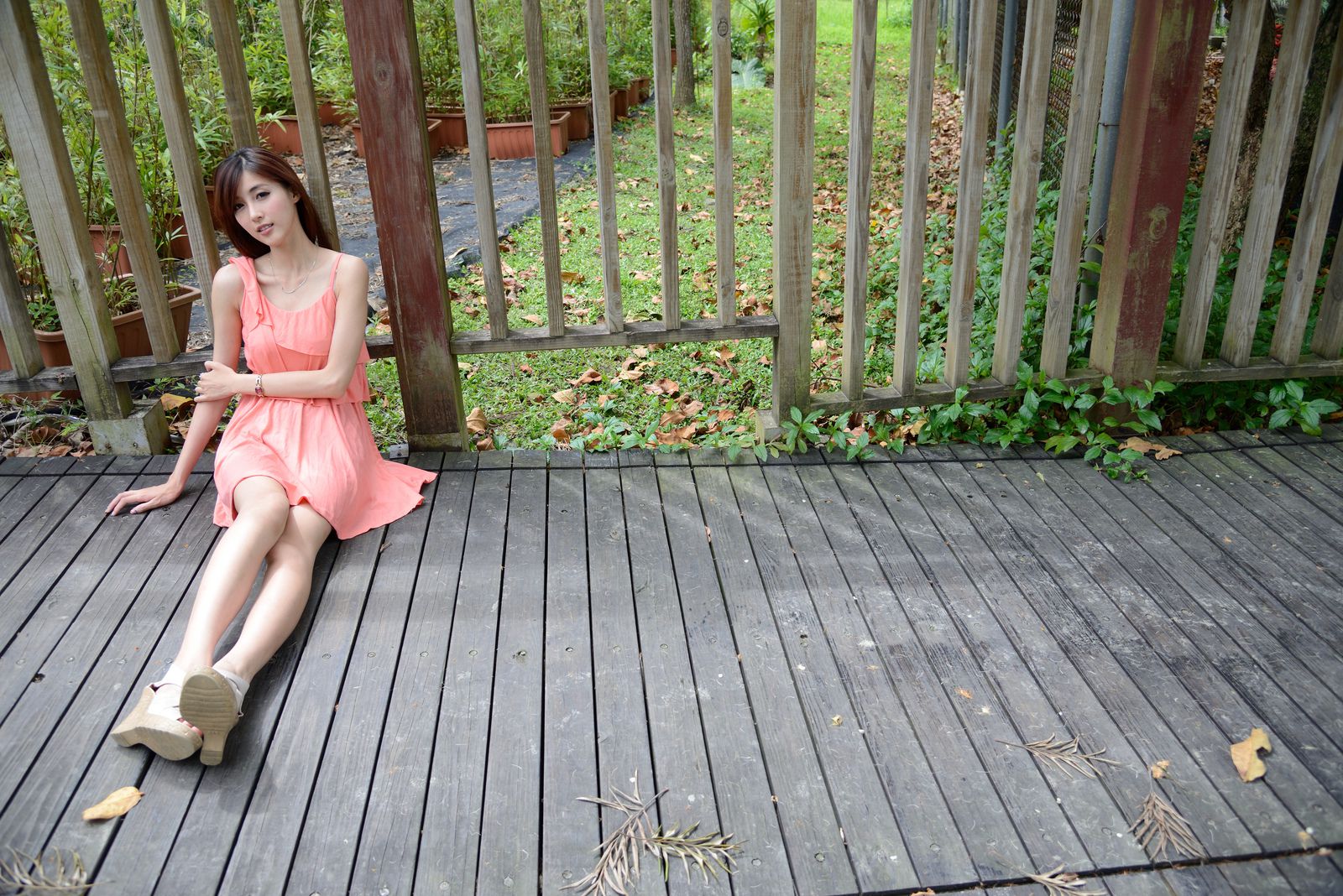 Kila晶晶/廖挺伶《粉色连衣裙外拍》_第3张