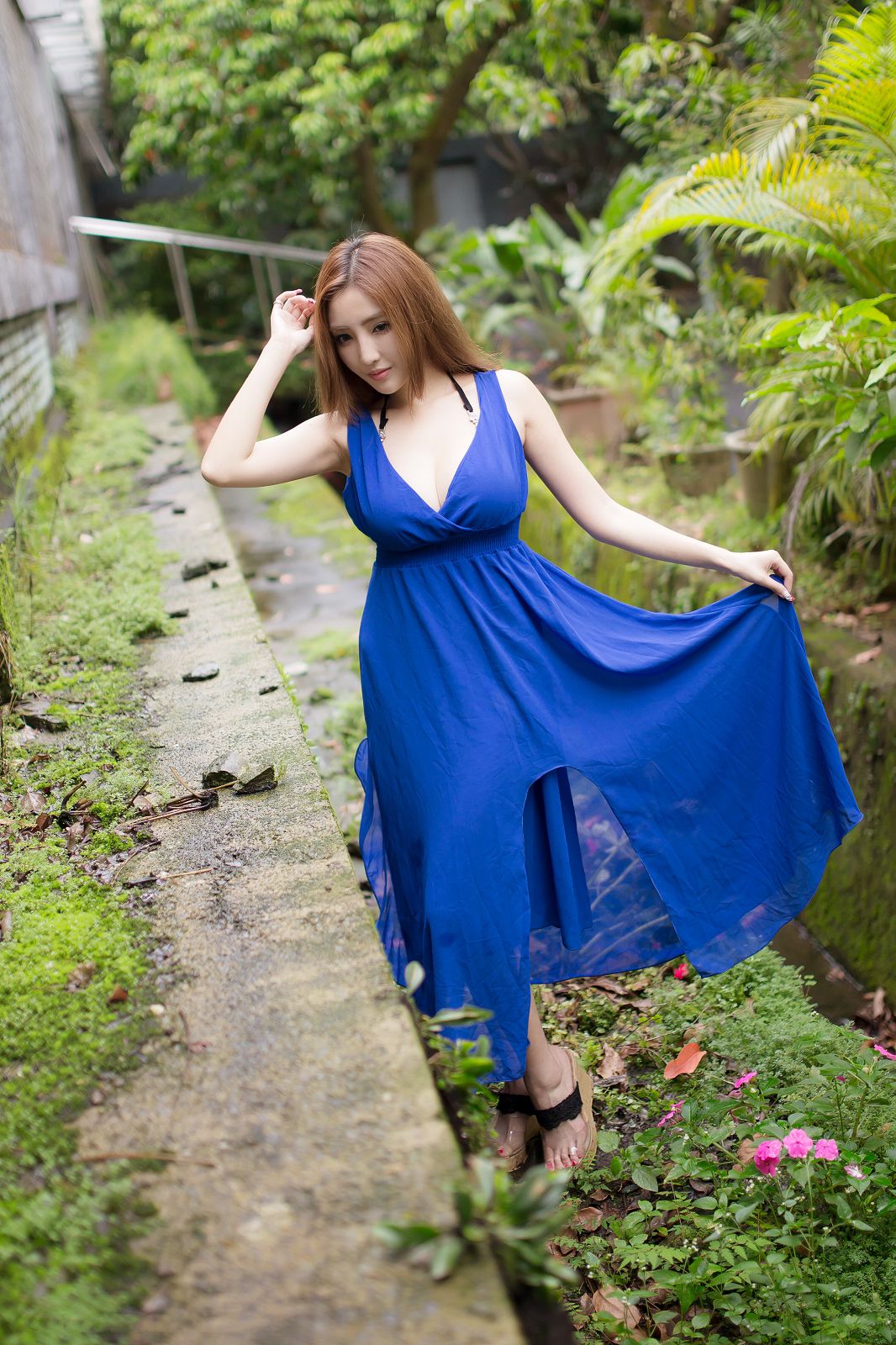 台湾赵芸Syuan《极品蓝色长裙女神》_第3张